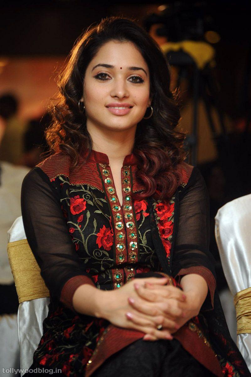 Tamil Actress HD Wallpaper FREE Downloads: Tamanna wallpaper