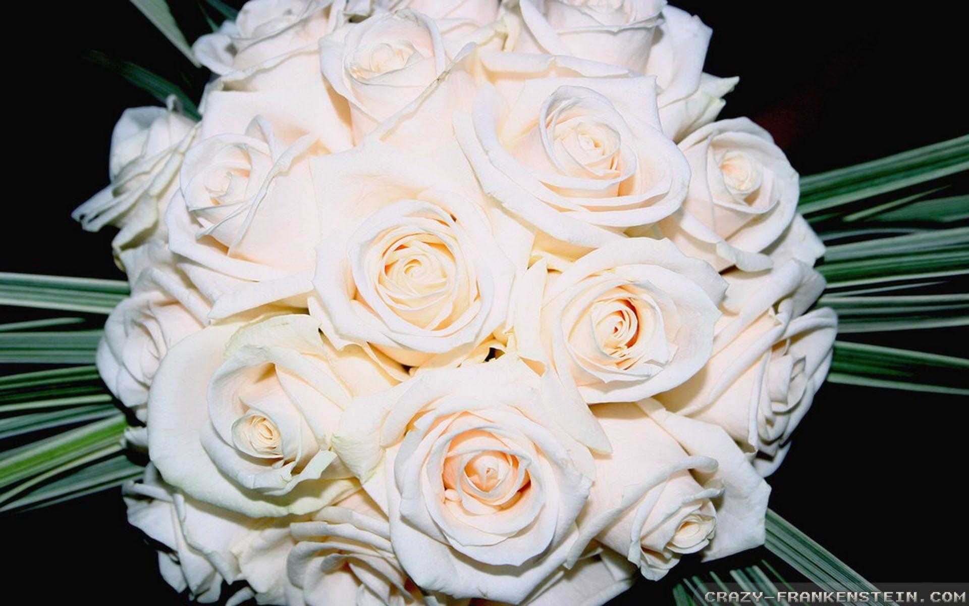 White Roses Bouquet wallpaper