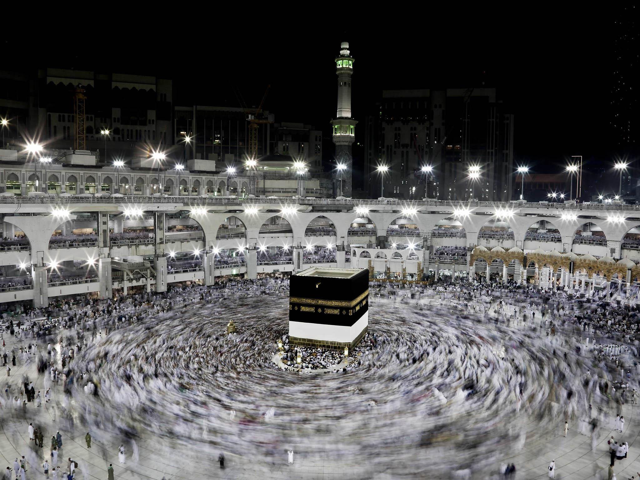 Saudi plans to modernise Mecca slammed as 'destroying the cradle
