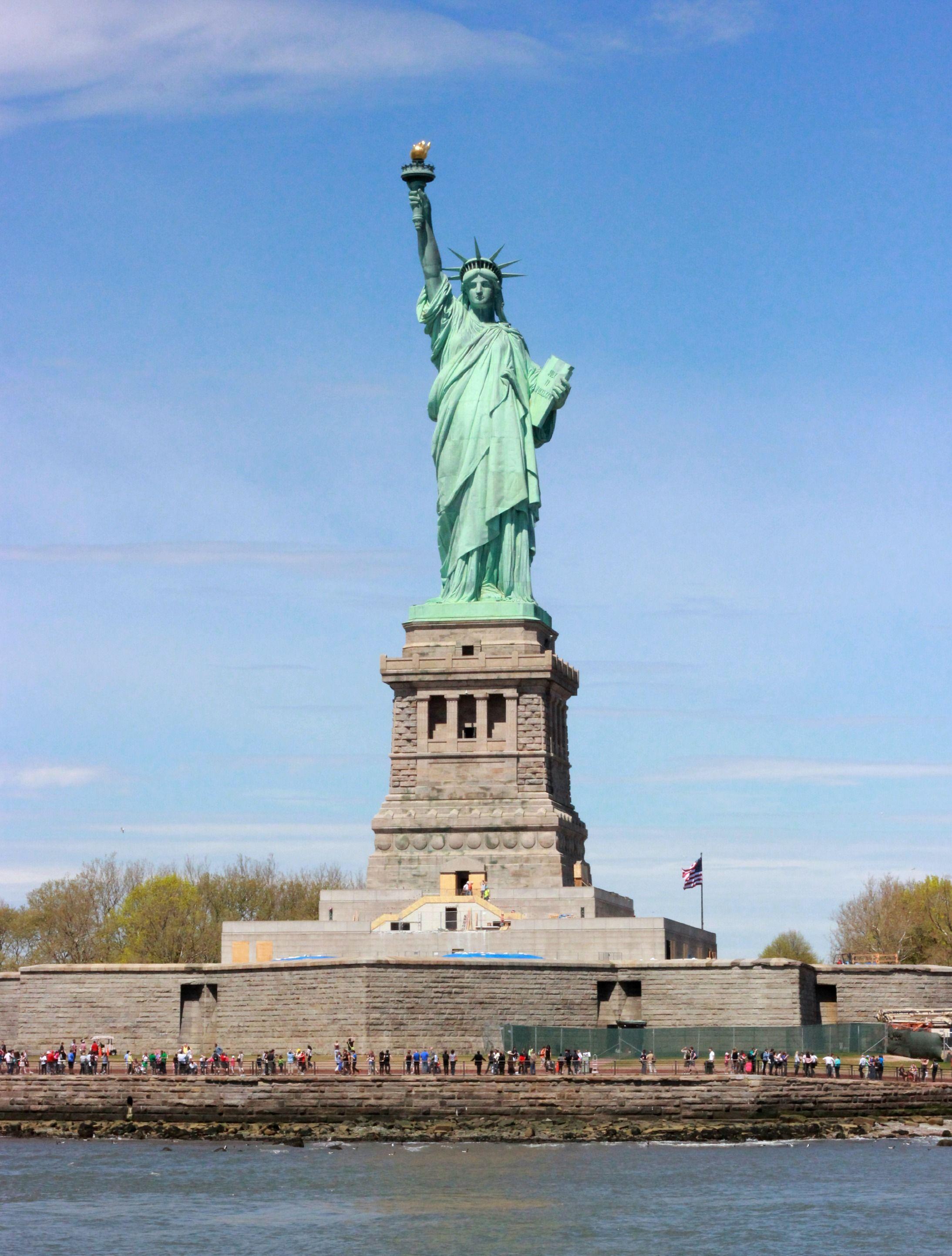 Statue Of Liberty HD Wallpaper