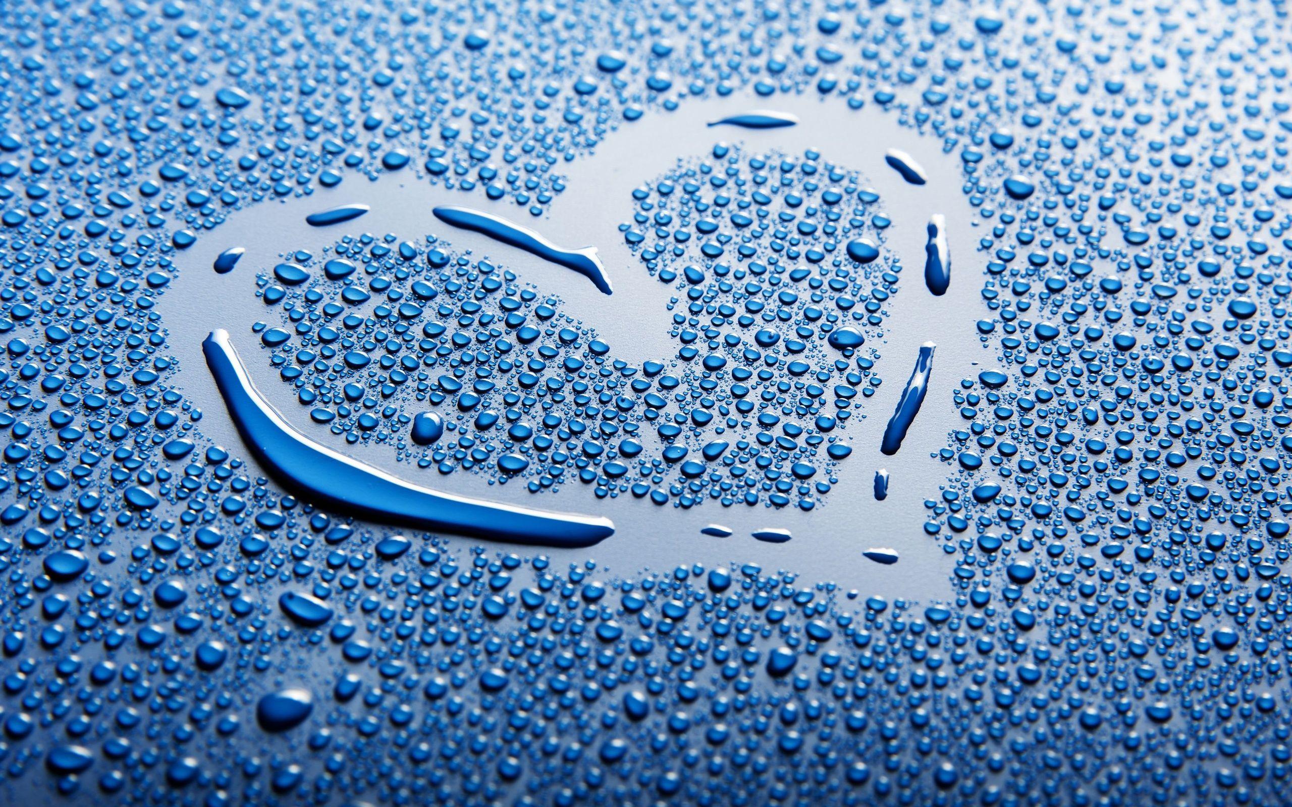 Blue water drops love heart wallpaper
