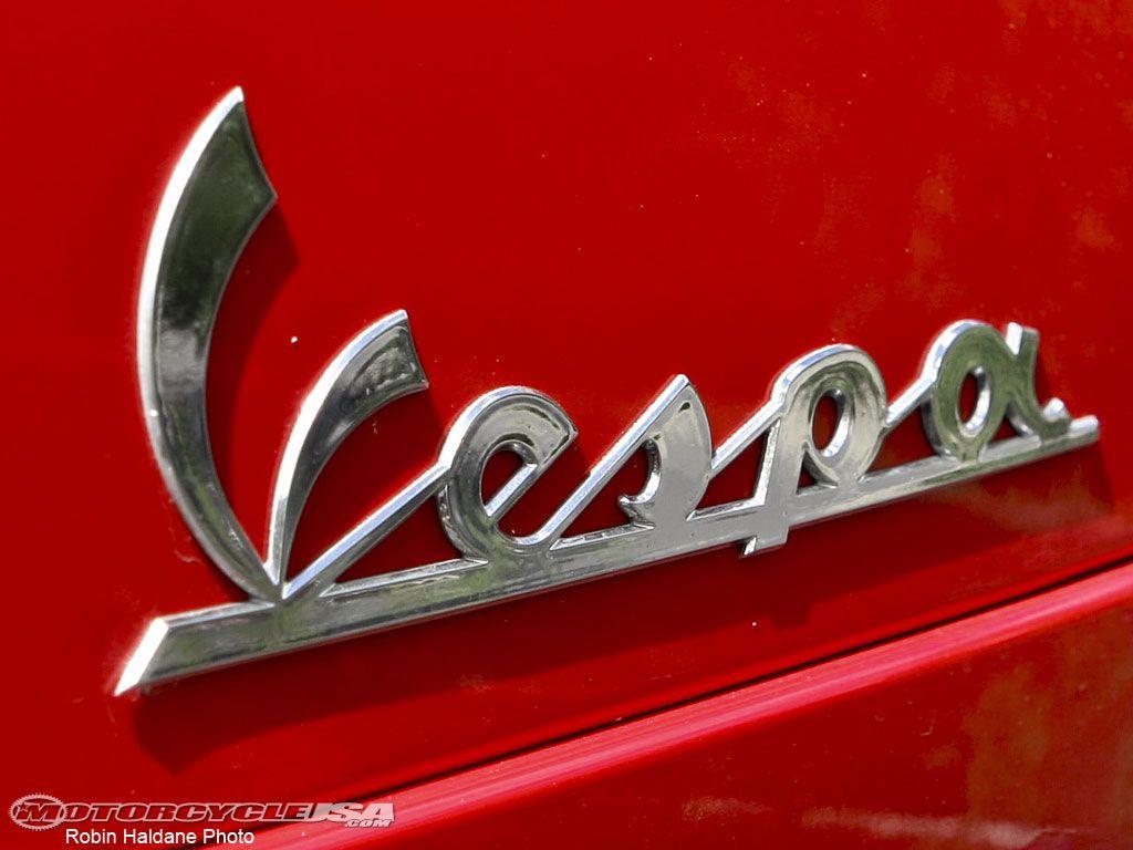 Vespa GTS 250 Review Photo