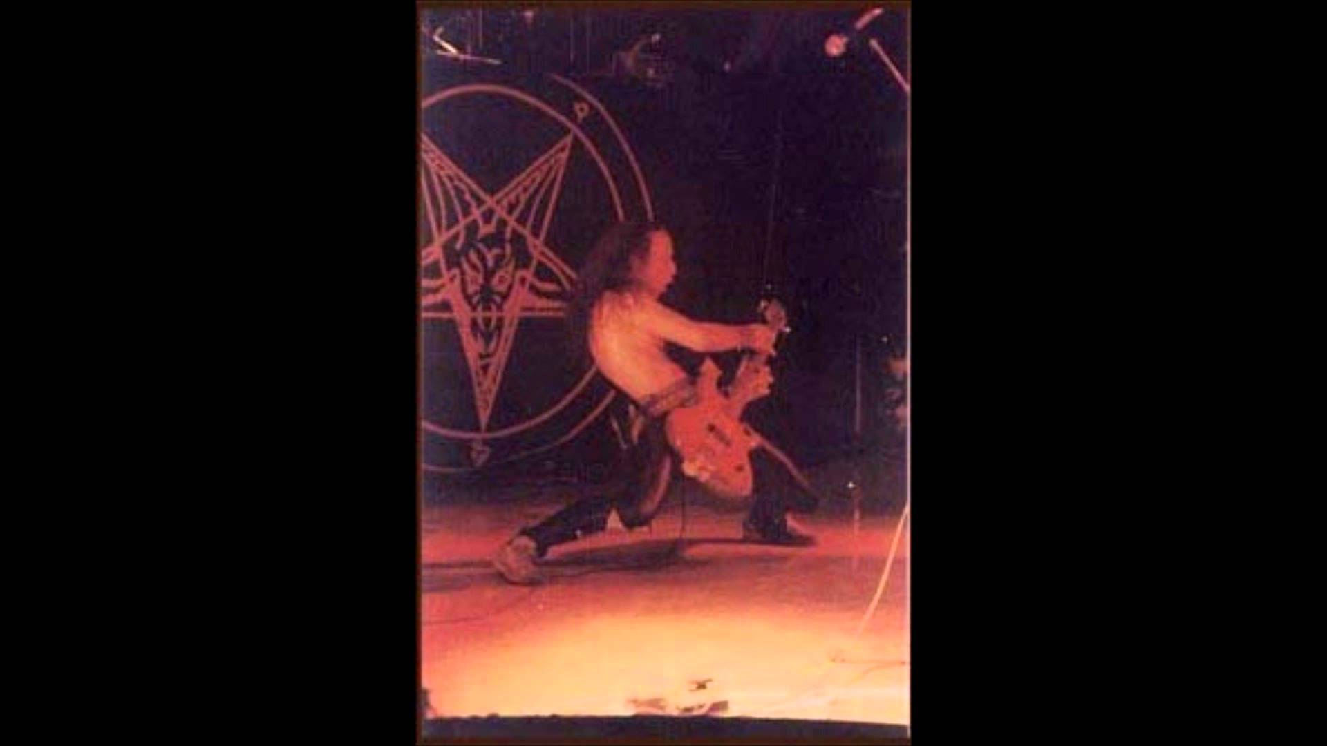 VENOM Sons of Satan live 1982 before the release of Black Metal