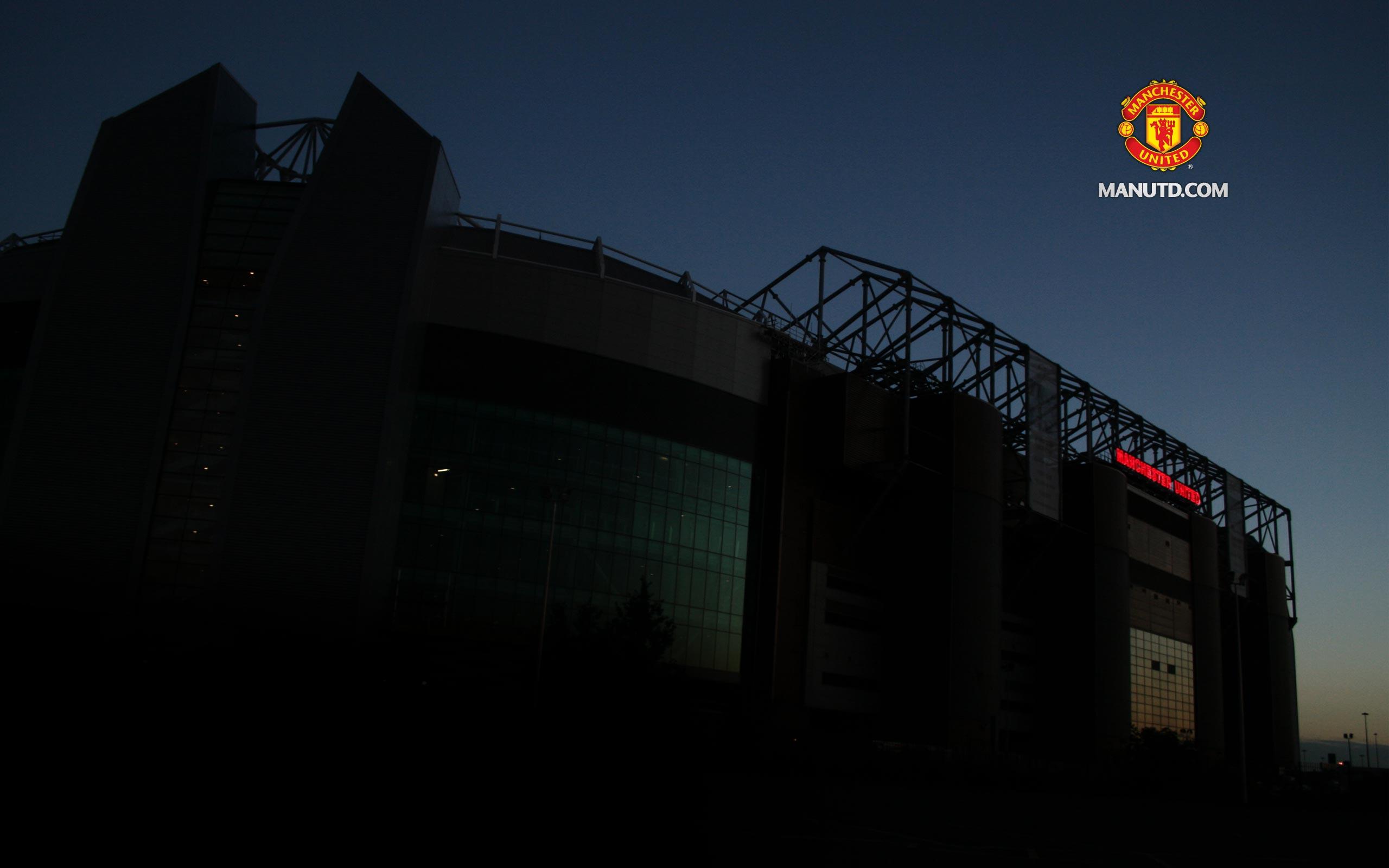 Old Trafford at night. Teams. Trafford and Man united