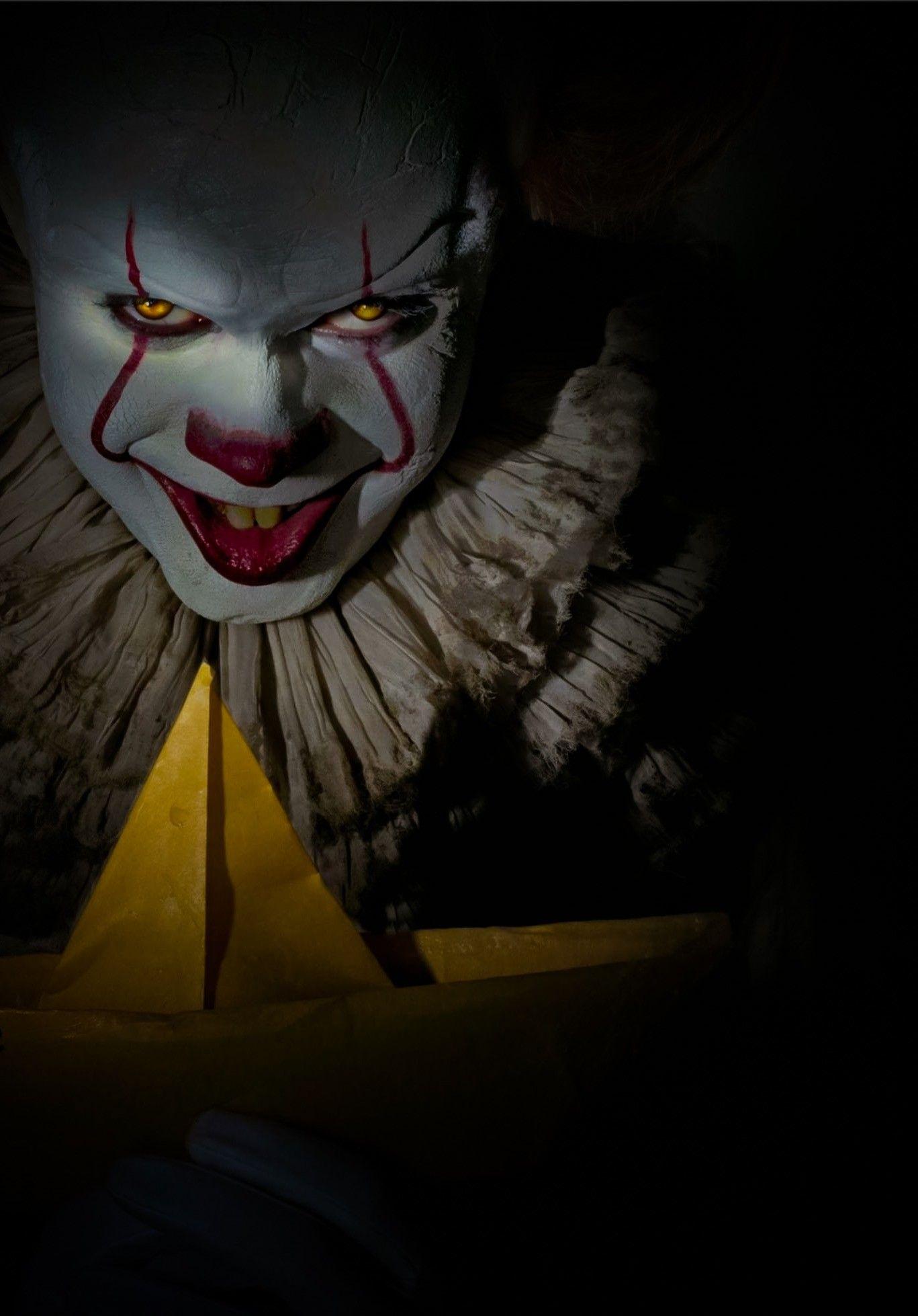 Pennywise the Clown Wallpaper