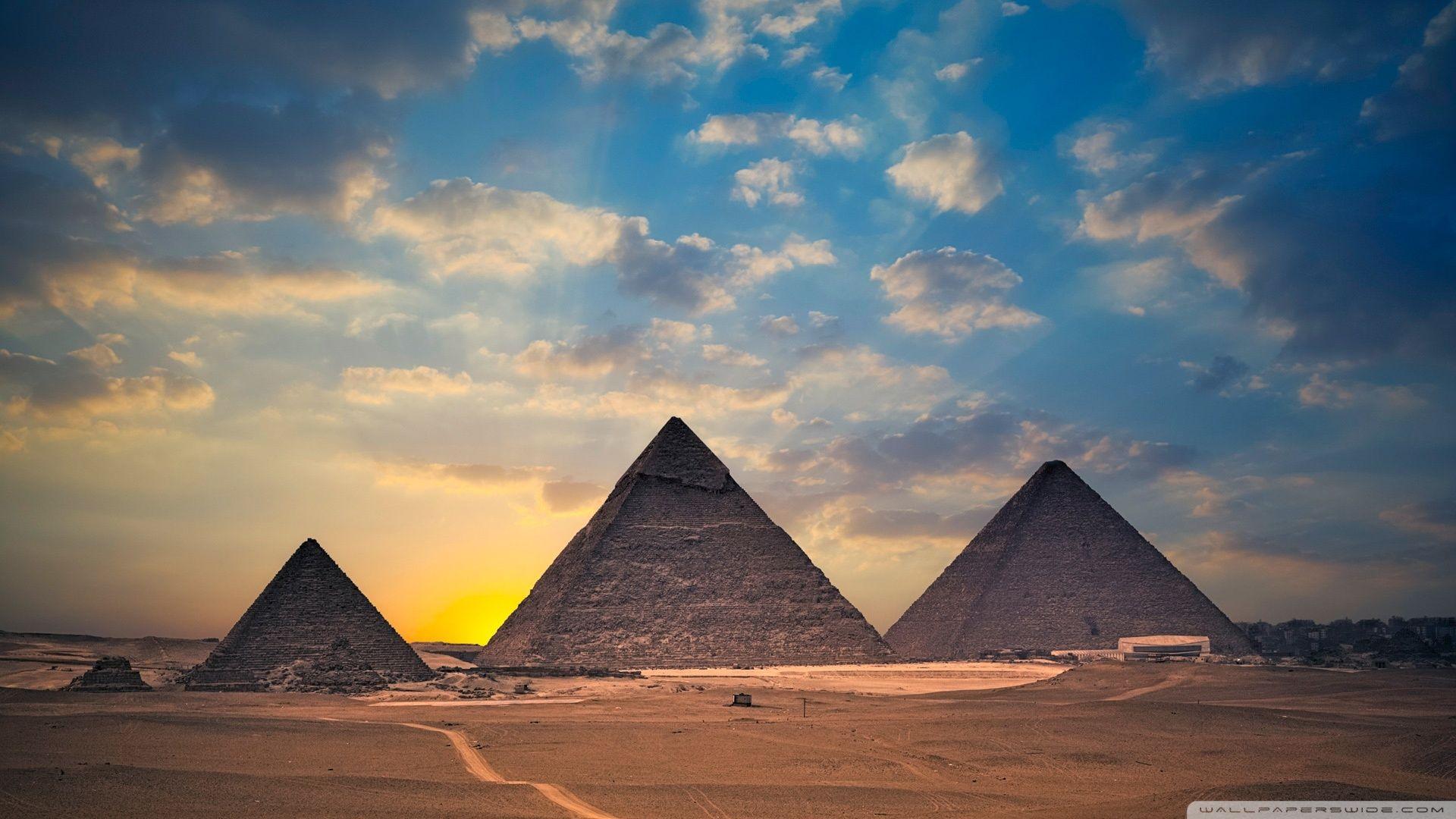 Egypt Pyramids ❤ 4K HD Desktop Wallpaper for 4K Ultra HD TV • Wide