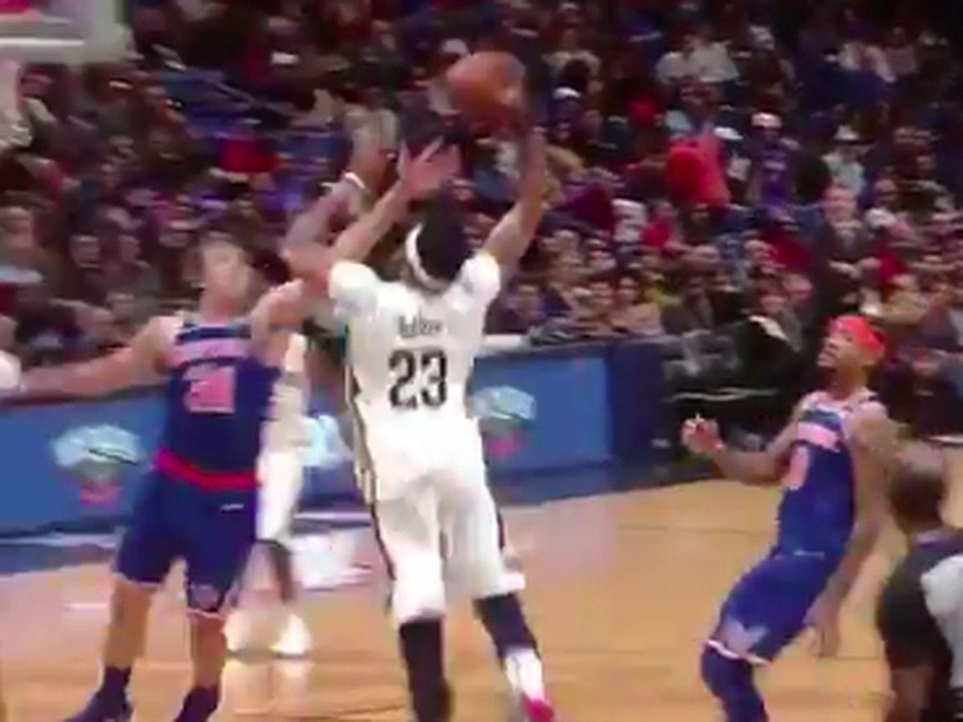 Anthony Davis annihilated Ron Baker for the early NBA Dunk