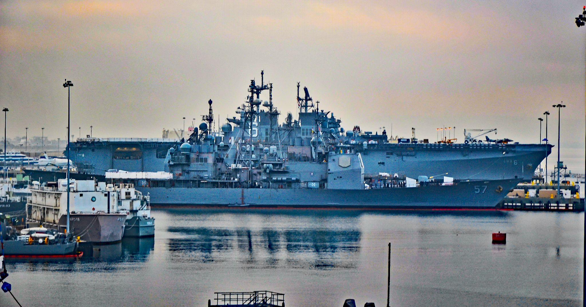 USS Lake Champlain (CG 57) America (LHA 6)