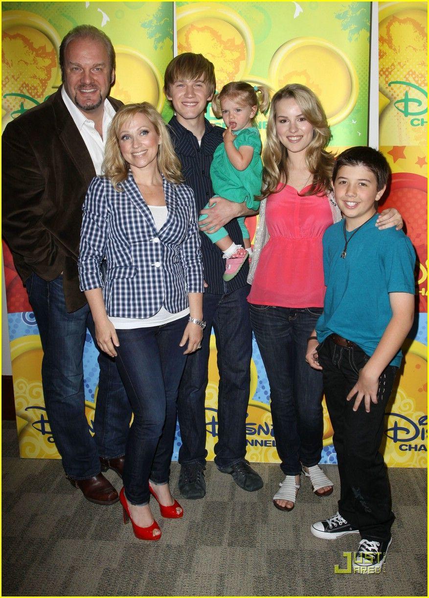 good luck charlie cast members image cast of good luck charlie HD
