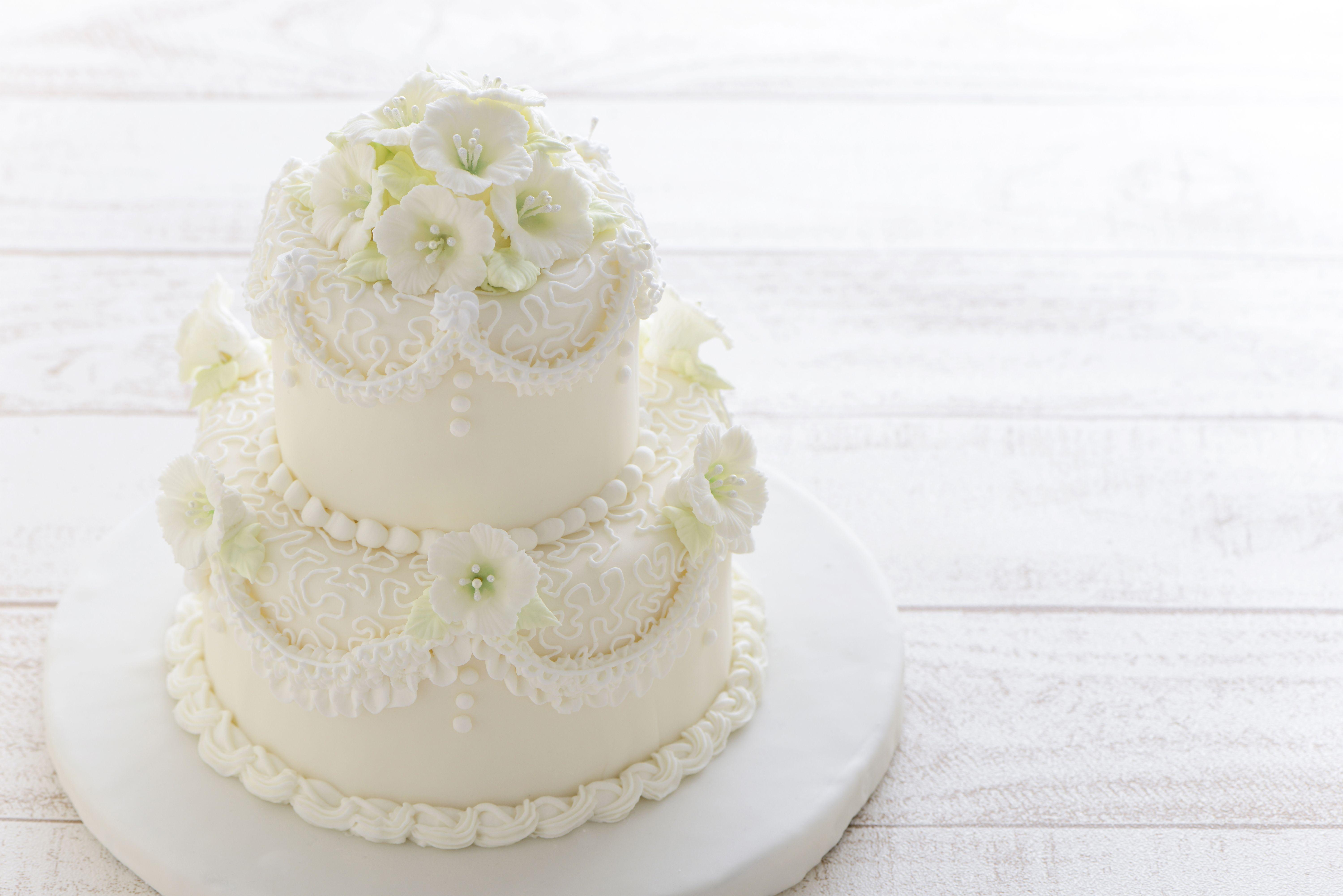 White Wedding Cake Background Quality