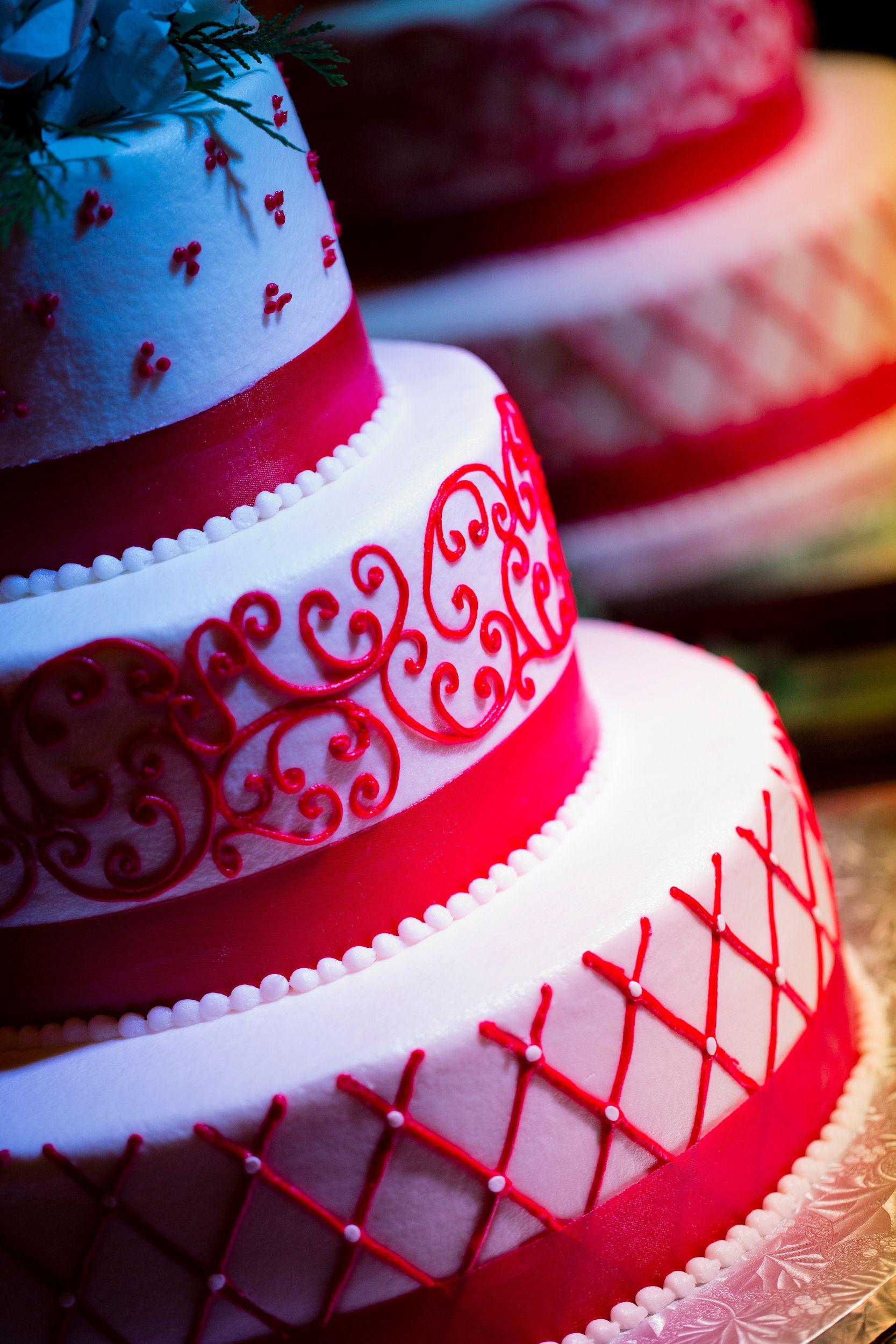 Свадебный торт красный бархат фото