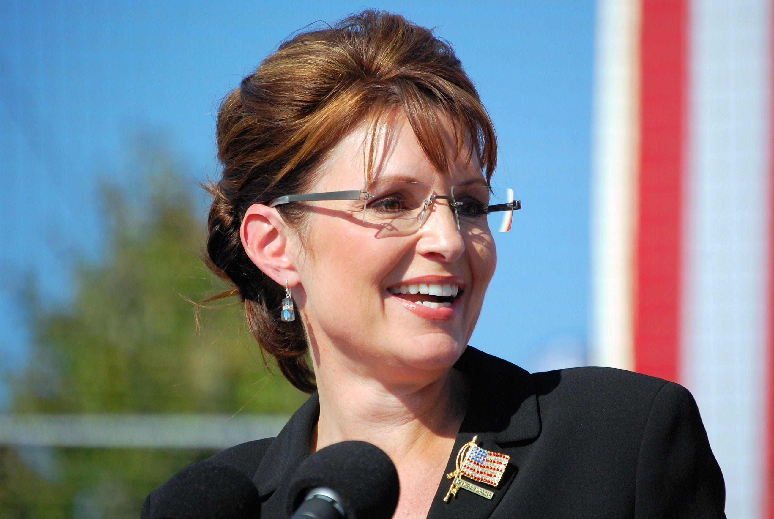 Judge to rule by end of August if Sarah Palin suit proceeds -The