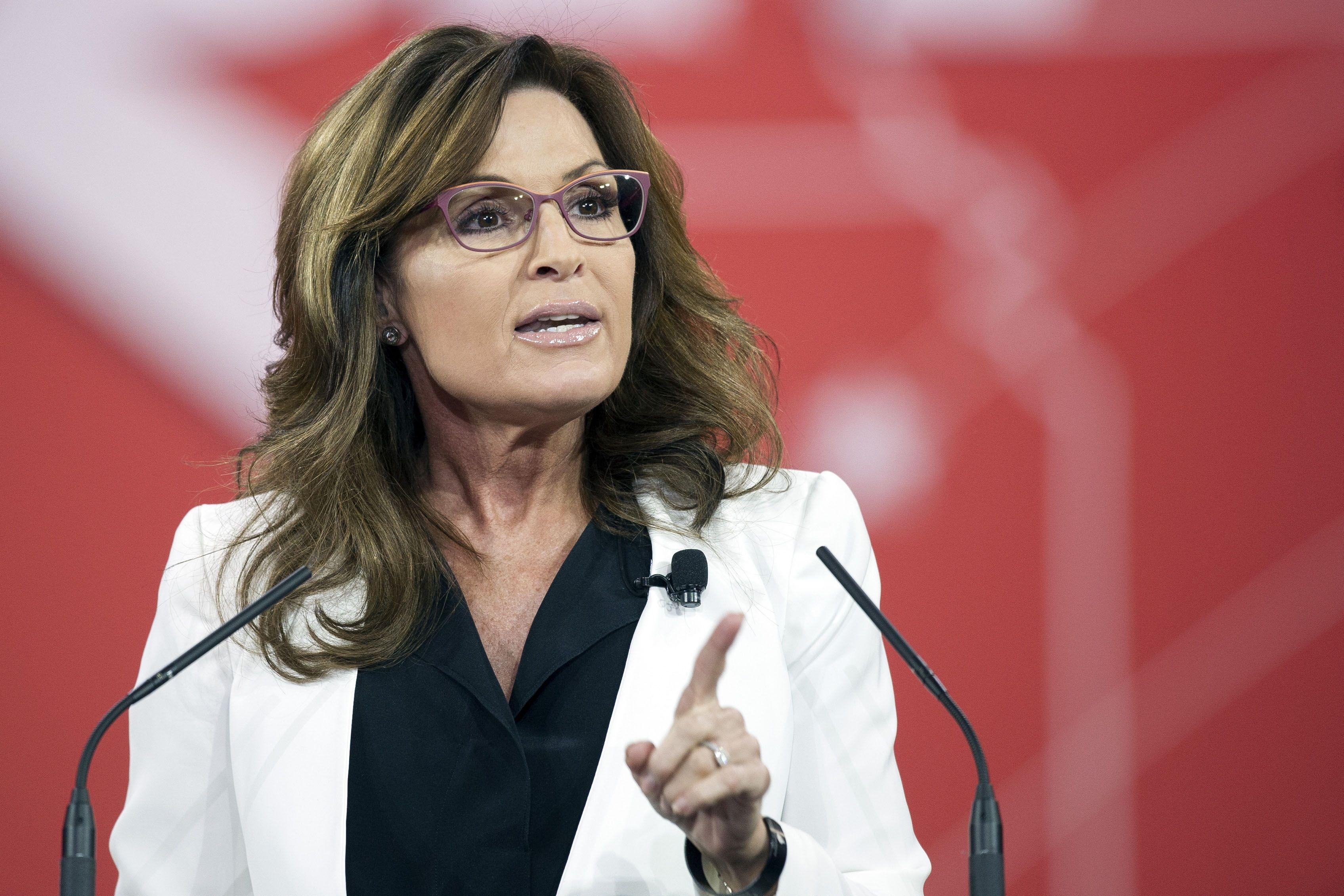 Sarah Palin Calls For Impeachment of Supreme Court Justices