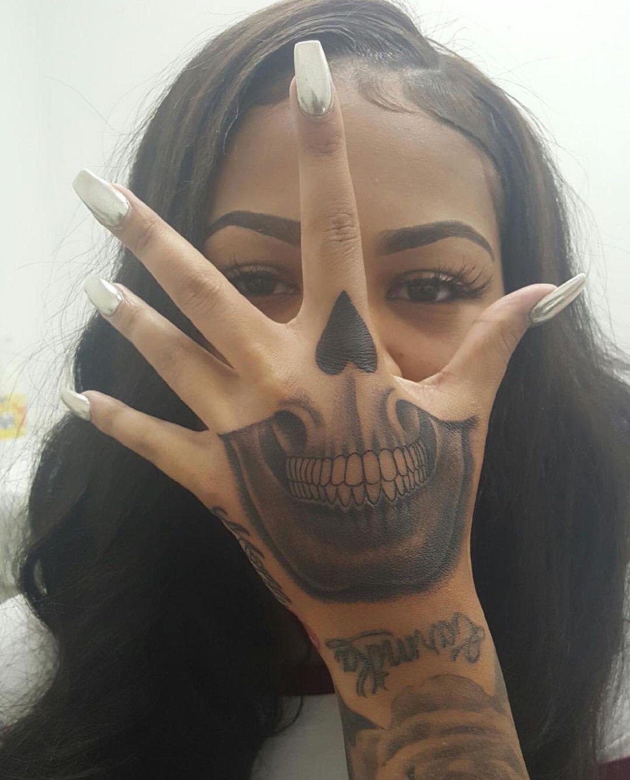 She Ain Opened Ha Doe Yet // Molly Brazy⛽