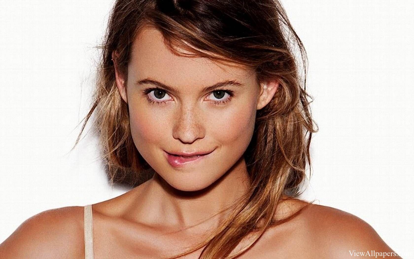 Behati Prinsloo Wallpapers - Wallpaper Cave