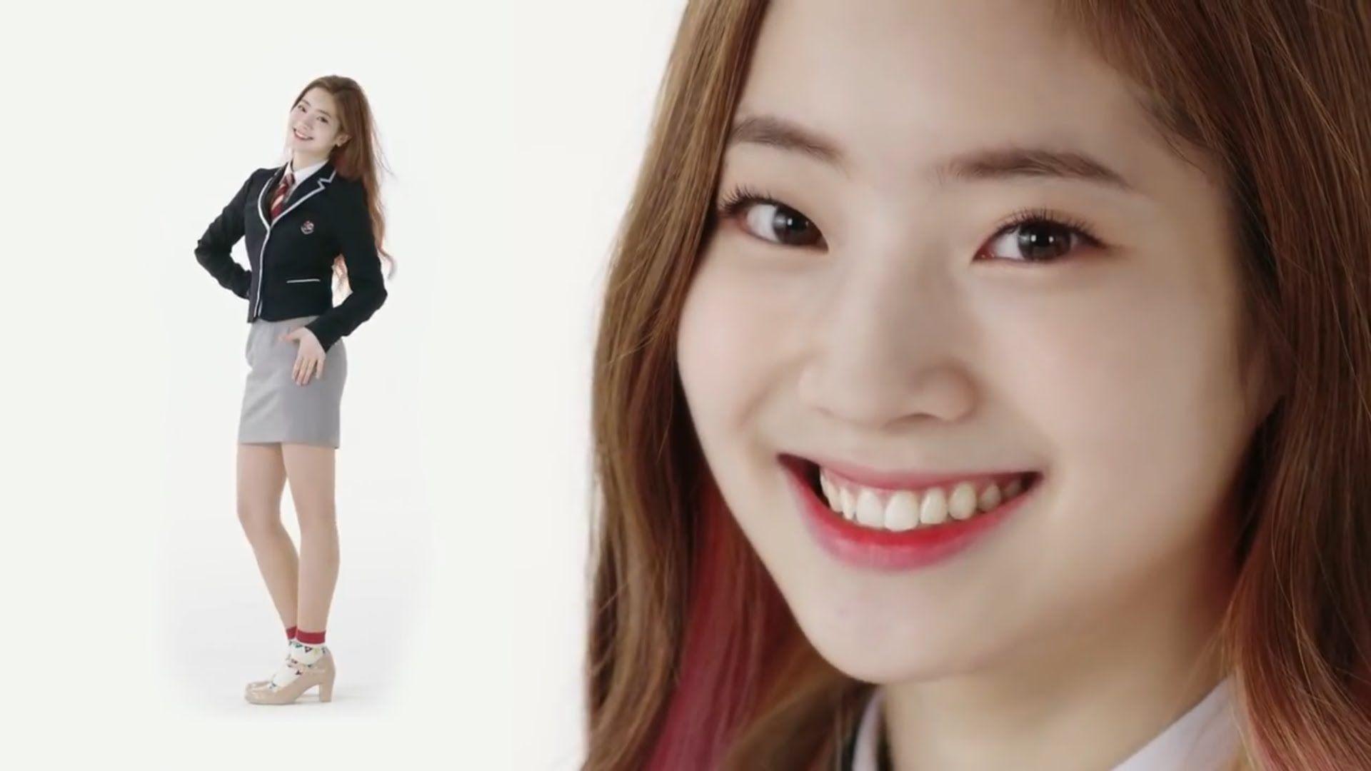 트와이스(TWICE)'s Dahyun, Jeongyeon and Momo 스쿨룩스(SKOOLOOKS) CF