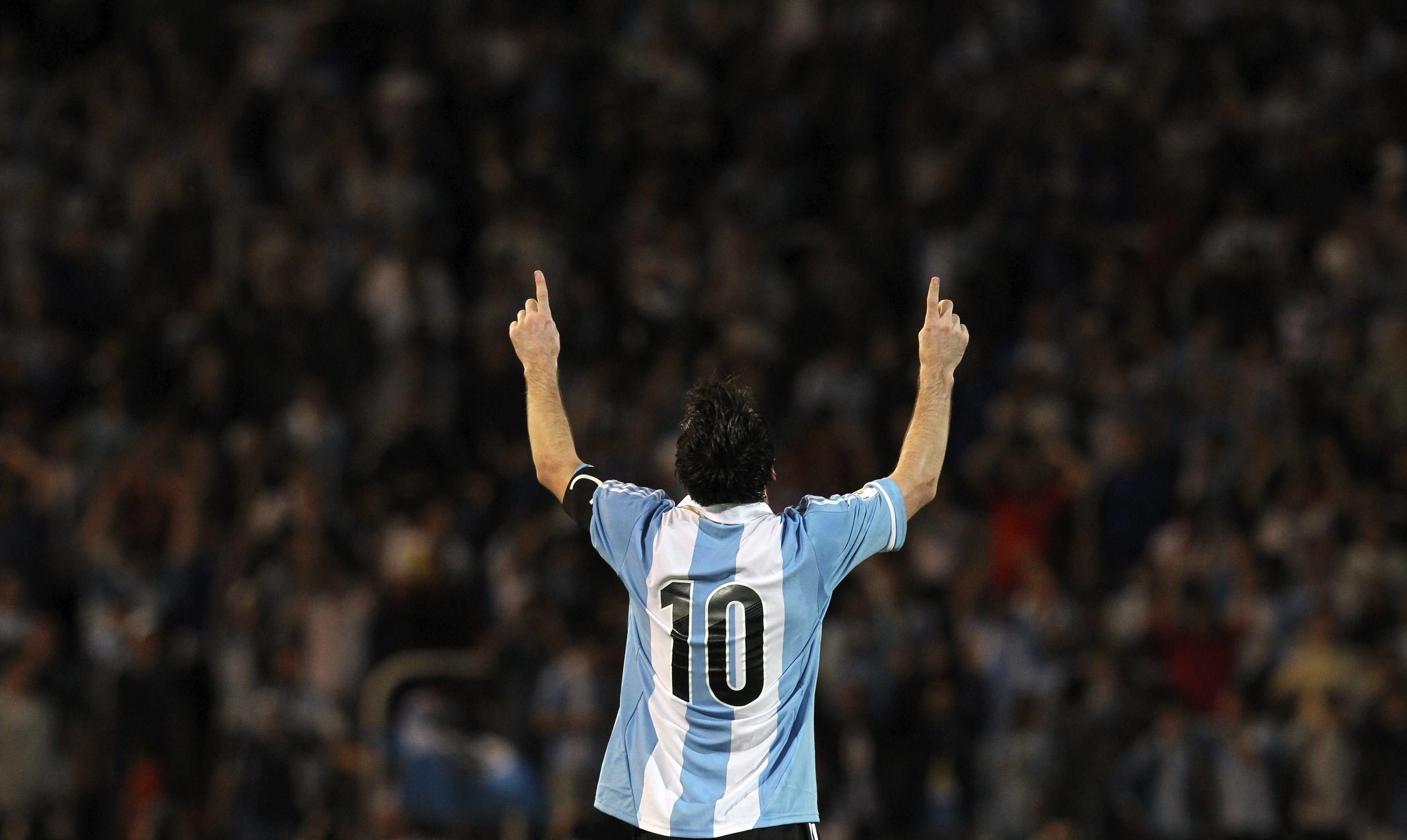 Leo Messi Argentina 2048x1152 Resolution HD 4k Wallpaper