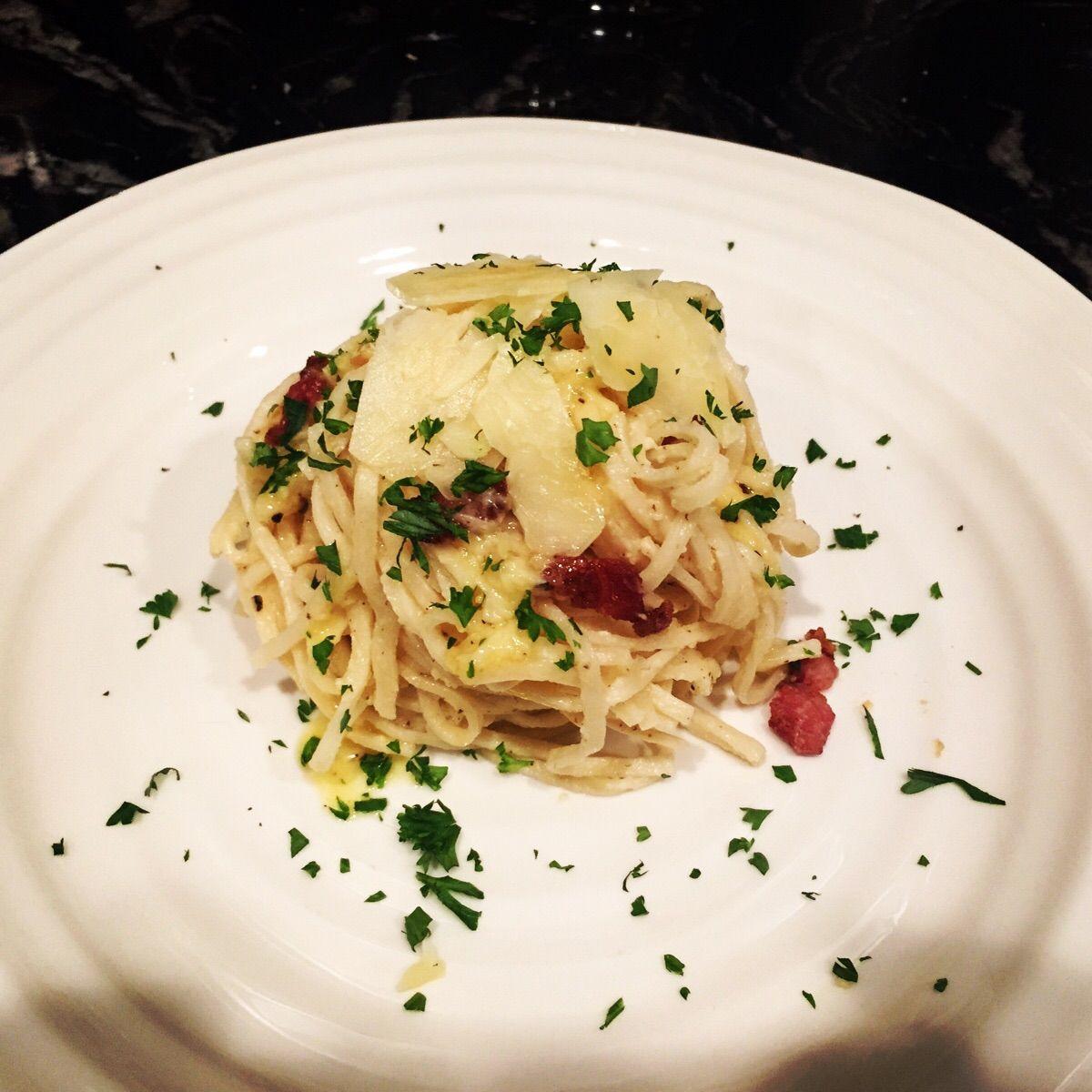 Spaghetti Carbonara [1334x750]. iPhone 6/ 6S Wallpaper. iPhone 6S