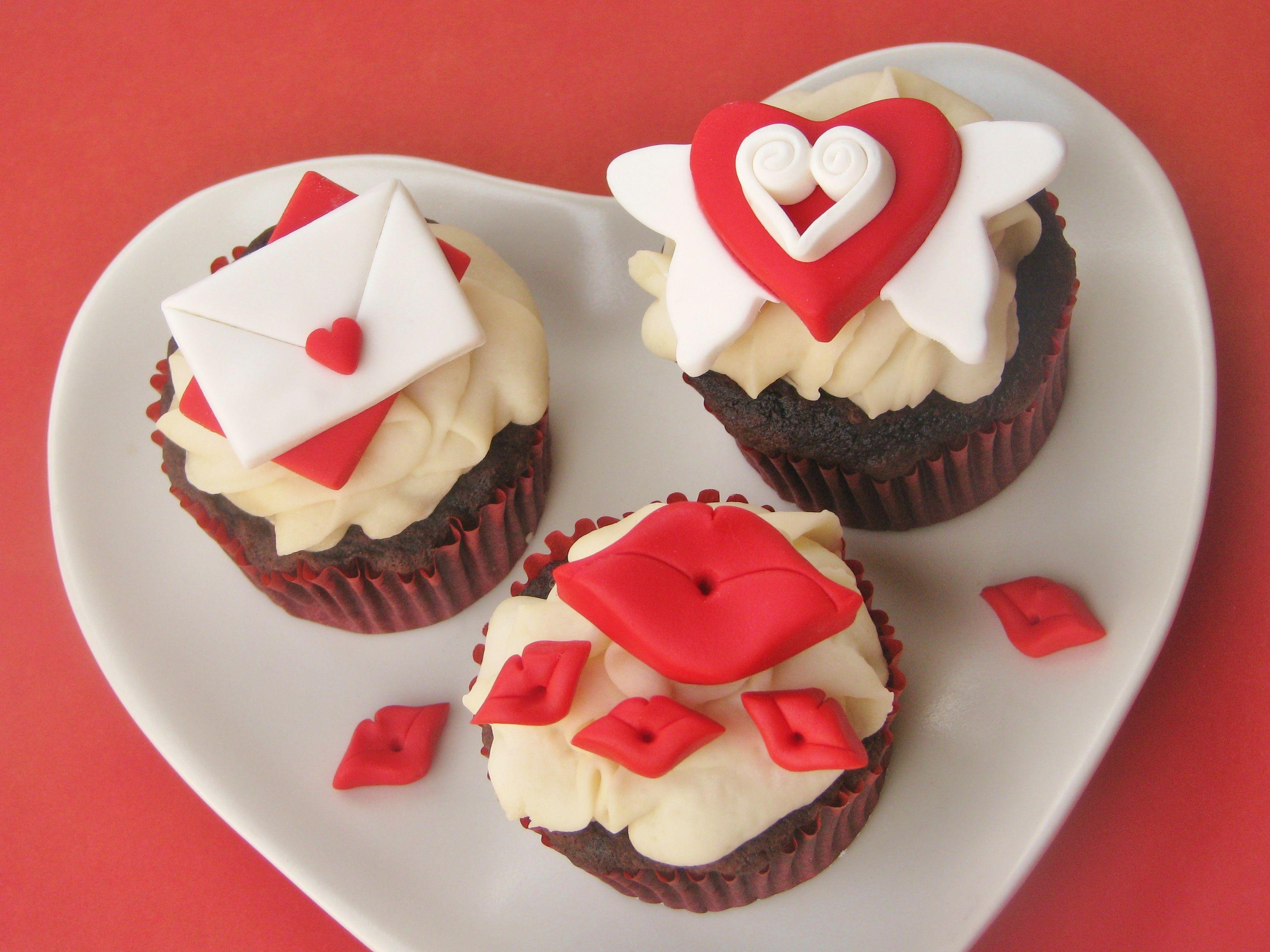 Valentine Day Cupcakes 2018 HD Wallpaper Download Free