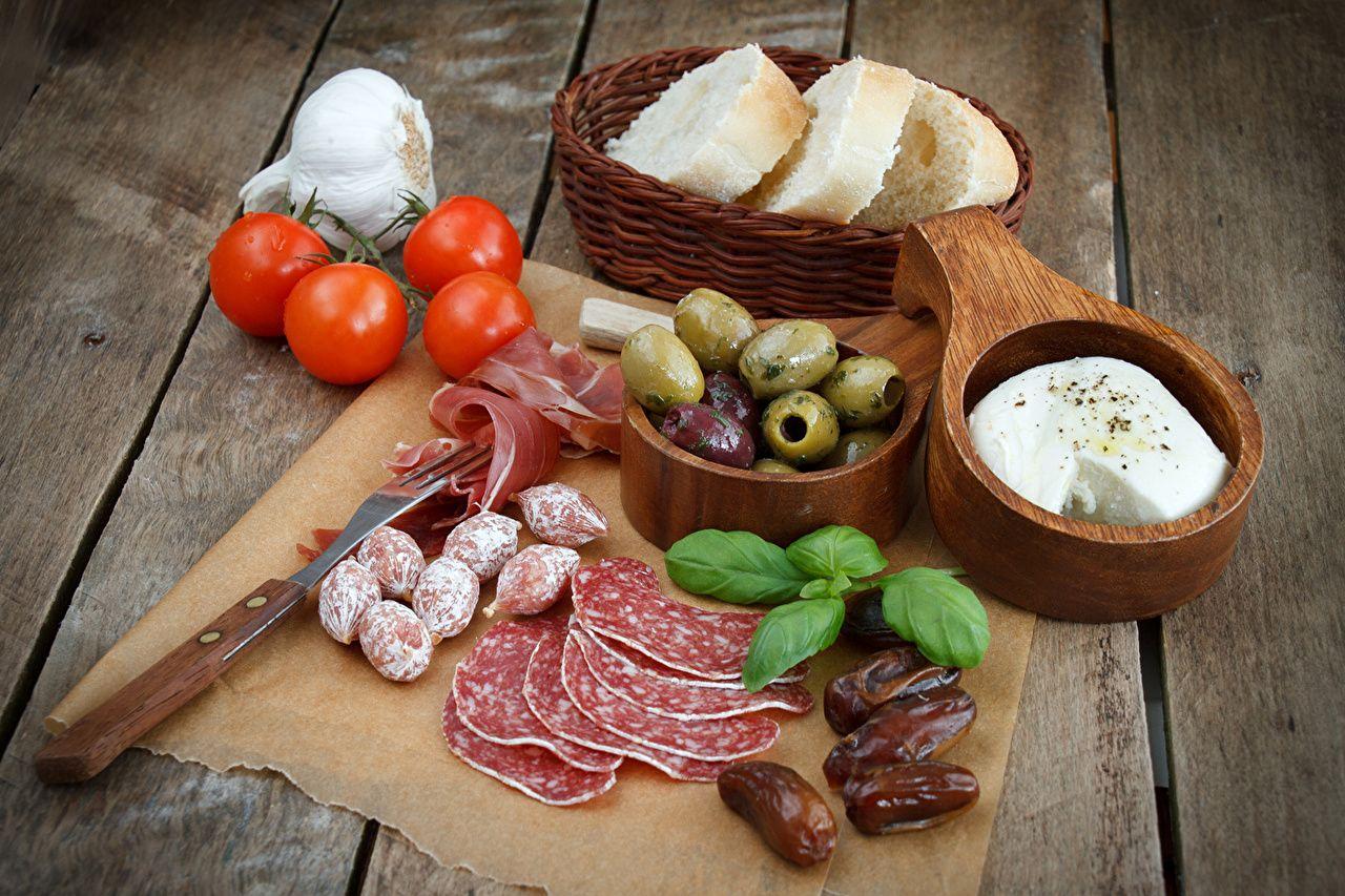 Wallpaper Sausage Tomatoes Bread Garlic Cheese Food Still Life