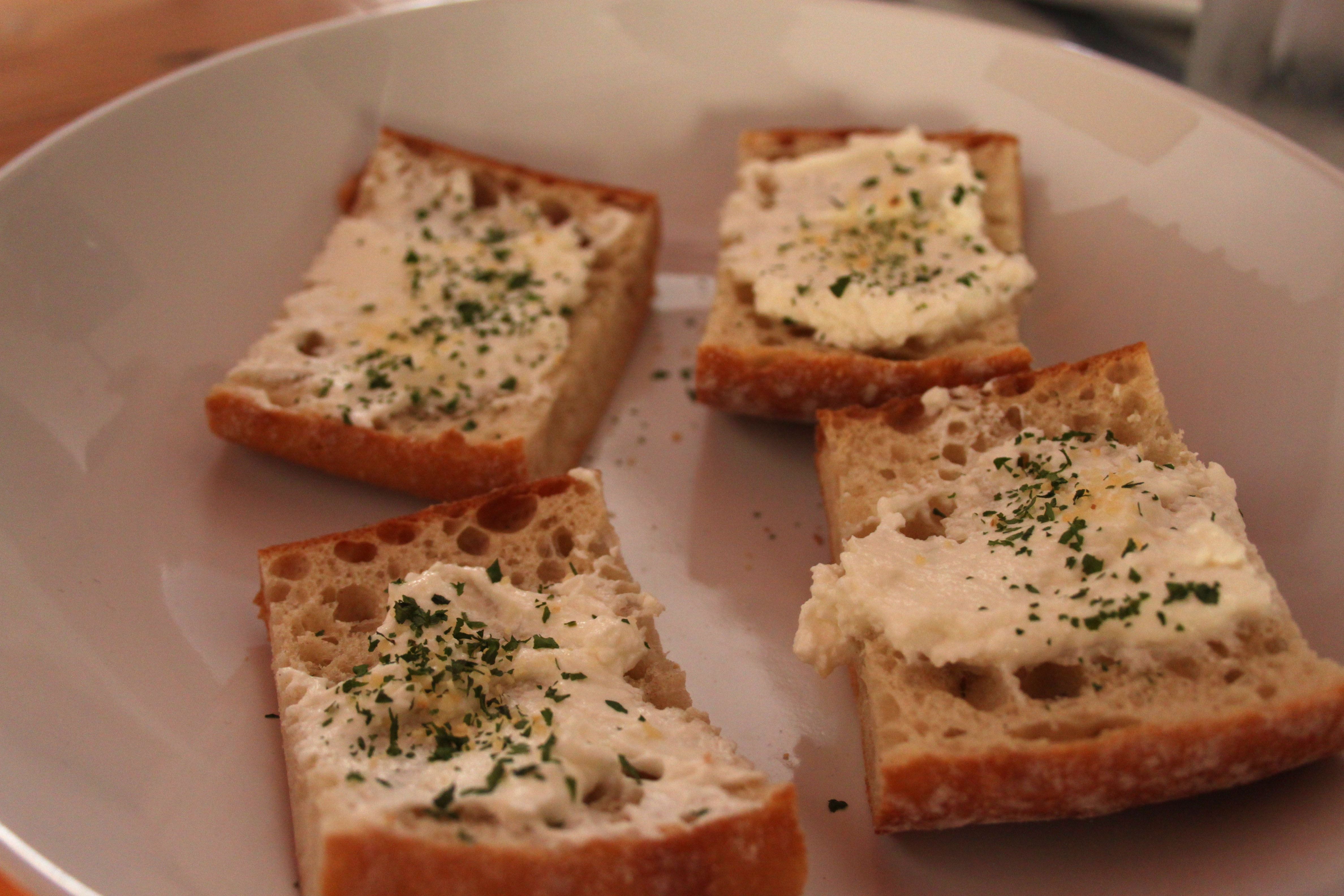 Free of ceramic plate, dirty dishes, dishes