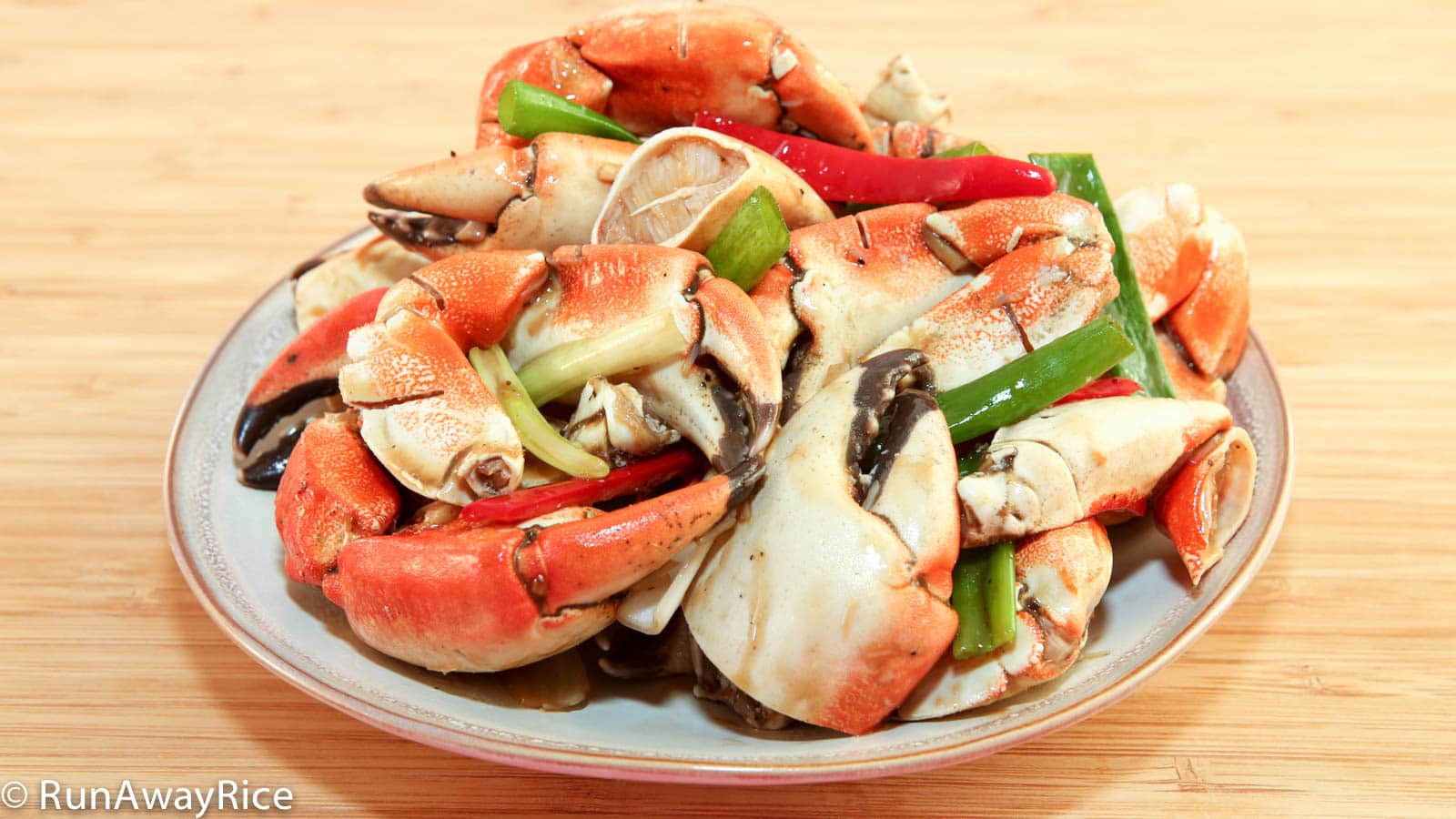 Spicy Stir Fried Crab Legs (Cua Xao Gung Ot)
