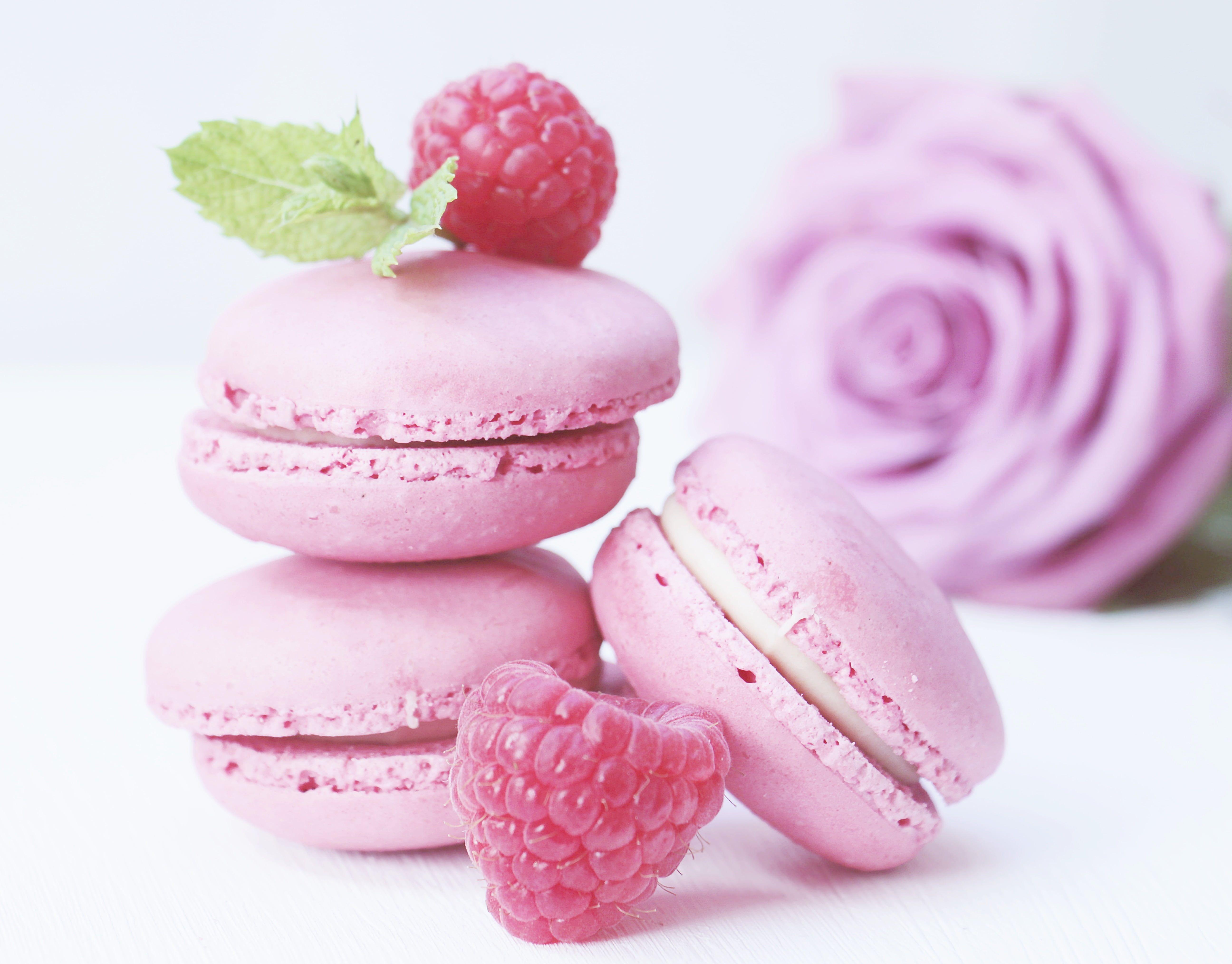 Three pink macaroons HD wallpaper