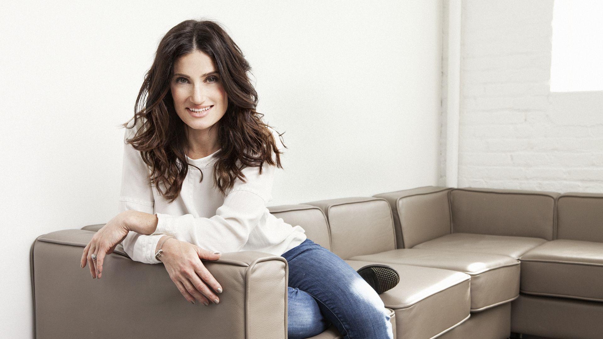 HD Idina Menzel Wallpaper