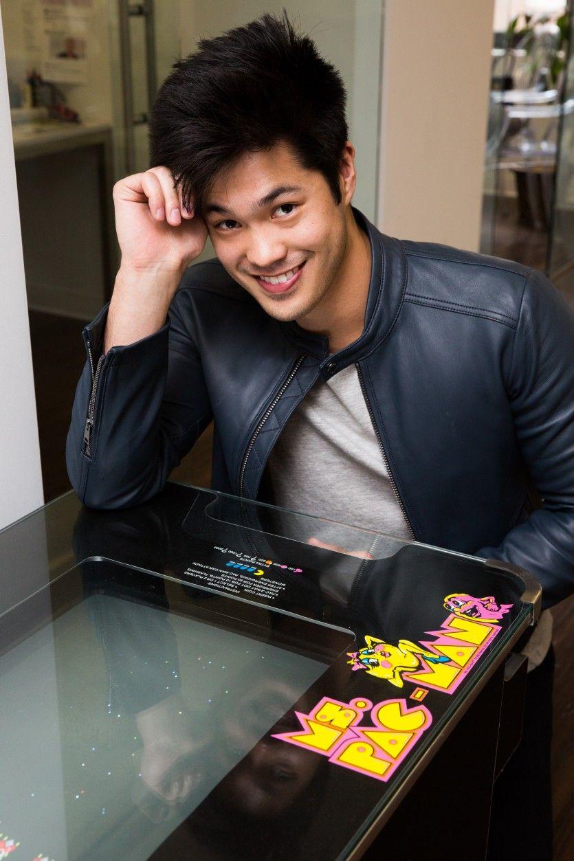 Ross Butler Makes a Good Point about That Note from 13 Reasons Why