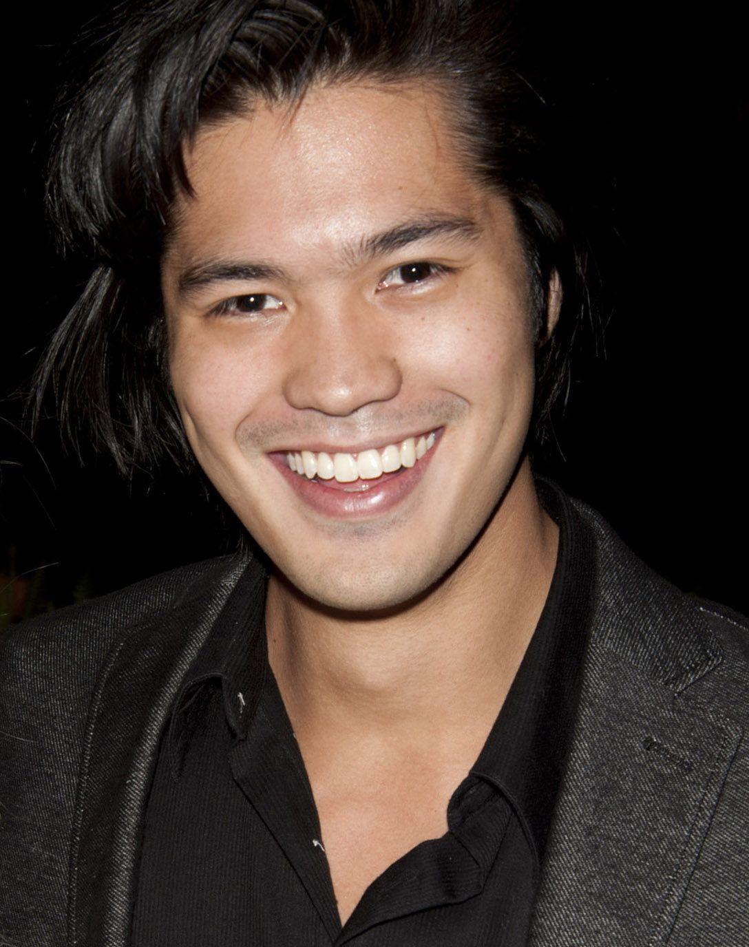 Tumblr Ross Butler