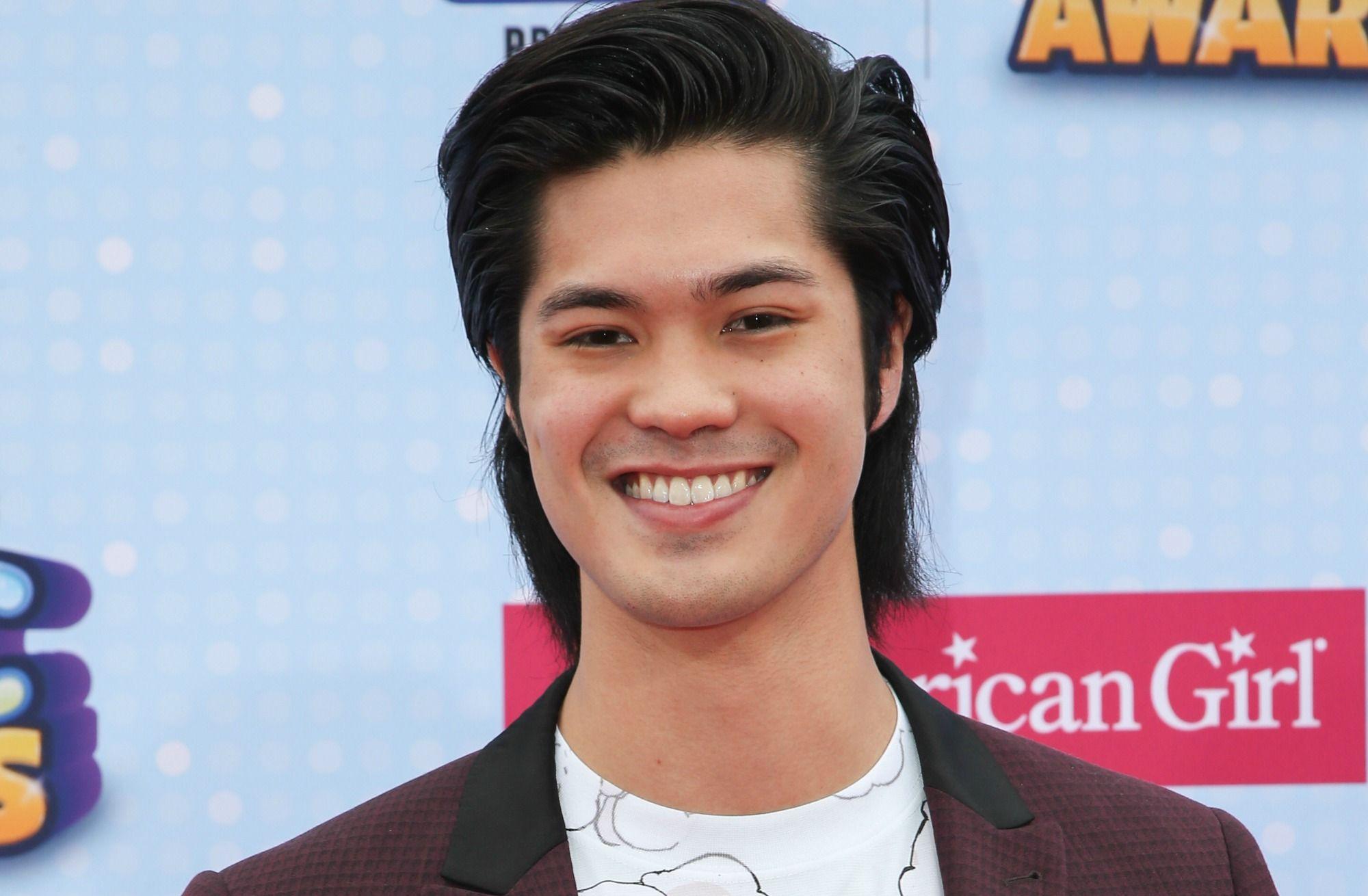 Tumblr Ross Butler