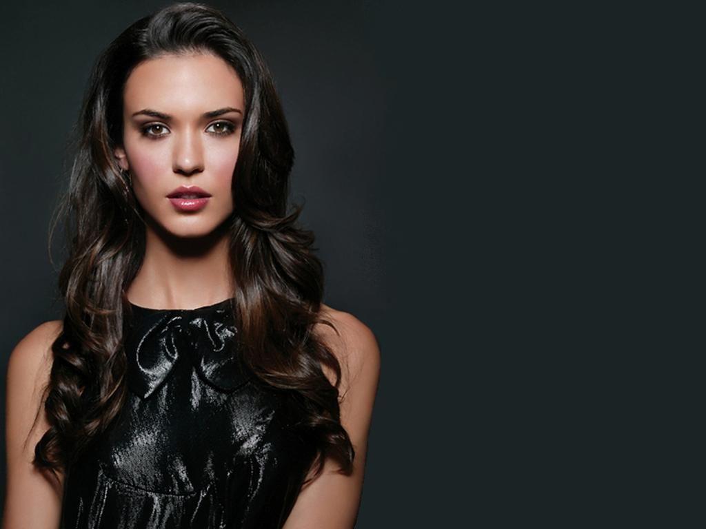 Odette Annable Wallpapers - Wallpaper Cave