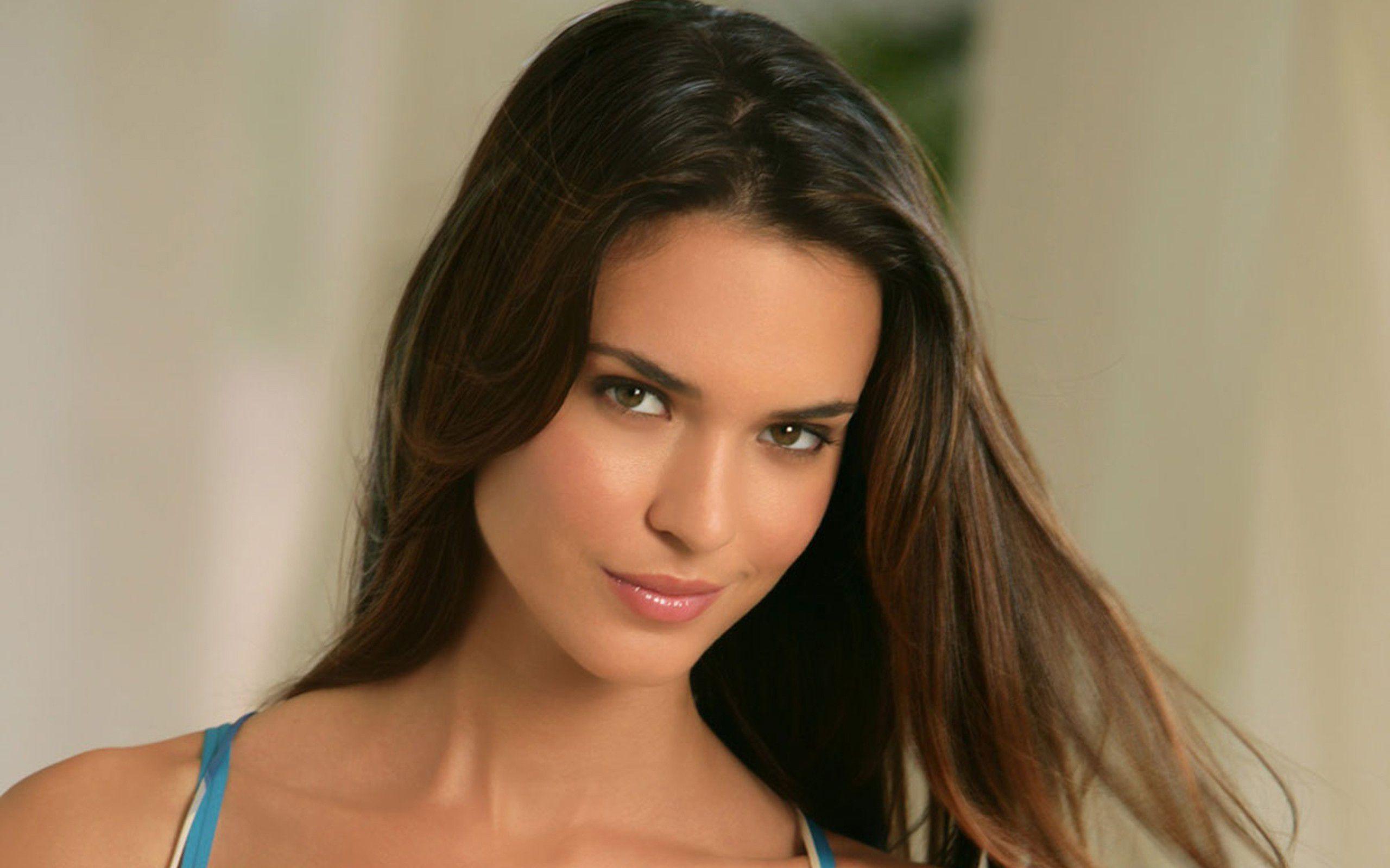 Odette Annable Full HD Wallpaper and Background Imagex1600