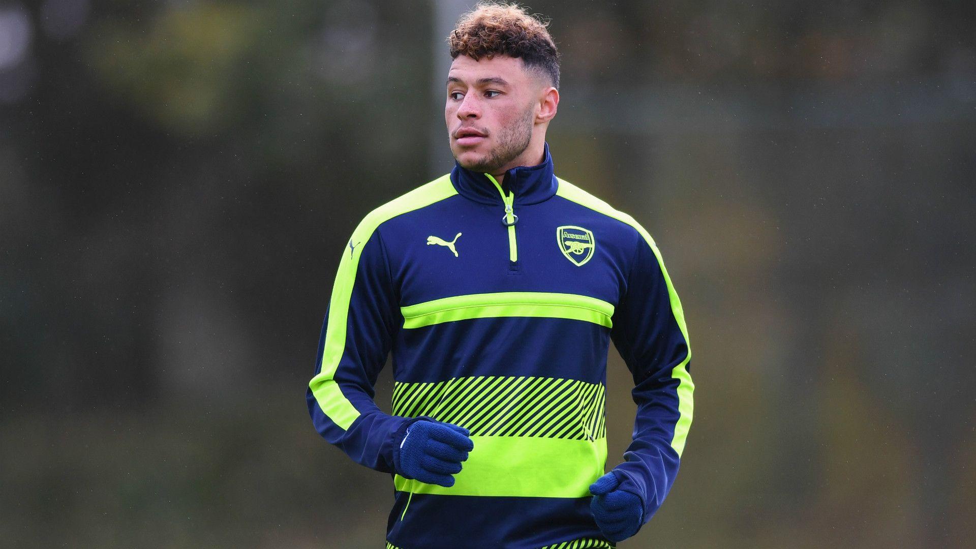 Arsenal's Alex Oxlade Chamberlain Could Move To Liverpool Not