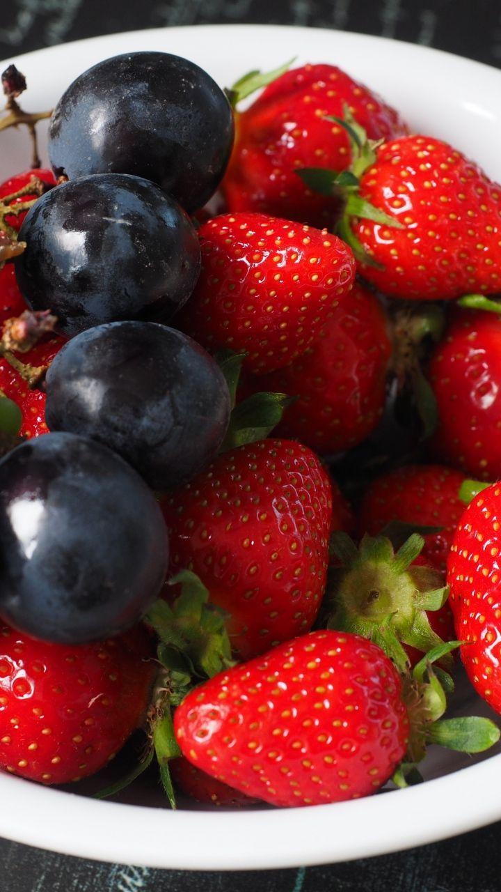 Download Wallpaper 720x1280 Grapes, Strawberries, Berries, Plate