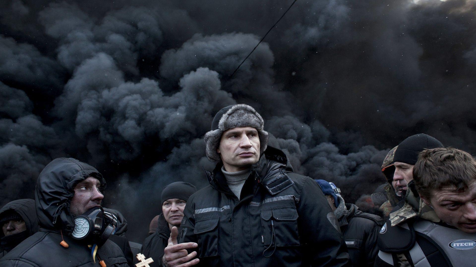 Ukraine, Ukraine Protest, Vitali Klitschko, Smoke, Vitali