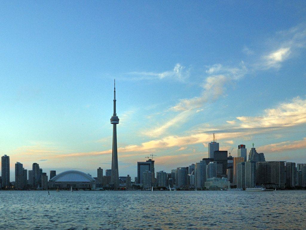 Jimmy Here: cn tower wallpaper