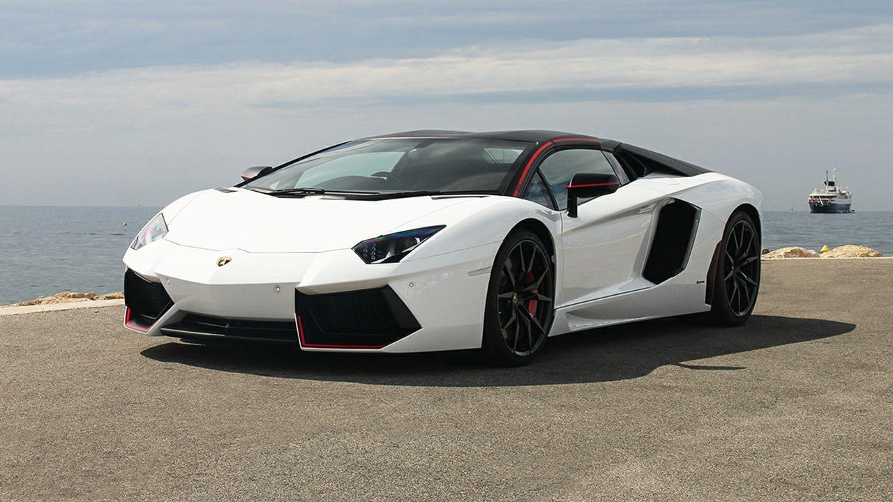 Lamborghini Aventador Pirelli Edition. HD Car Wallpaper Free Download