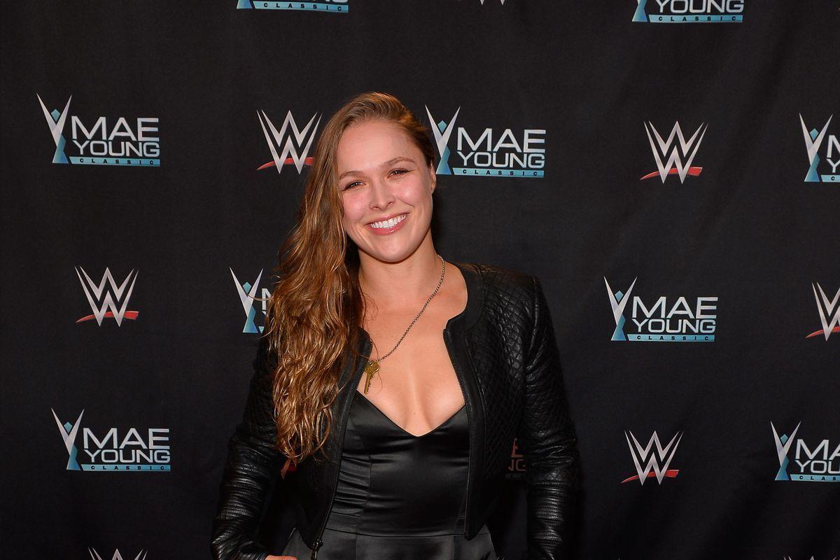 Former UFC Champion Ronda Rousey Signs Full Time Contract With WWE