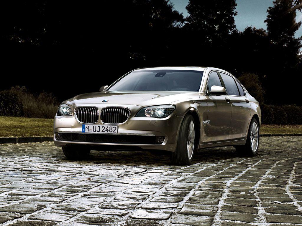 F01 BMW 7 Series In Kashmir Silver. Picture Me Rollin