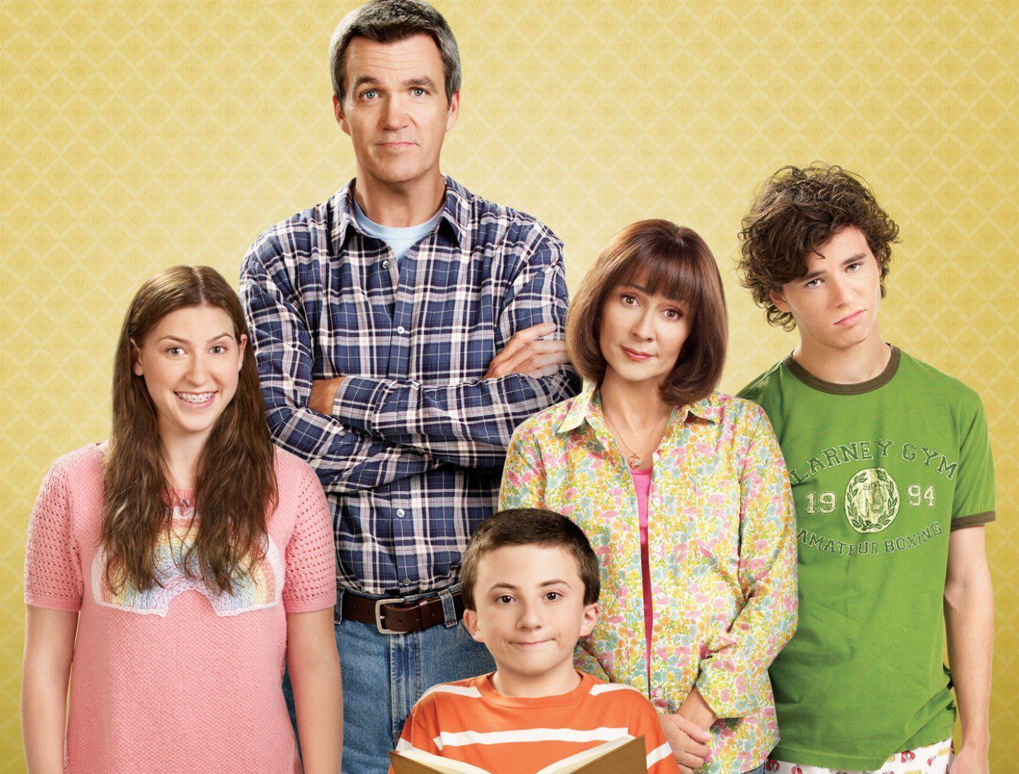 THE MIDDLE Comedy Series Television Sitcom Middle Wallpaper