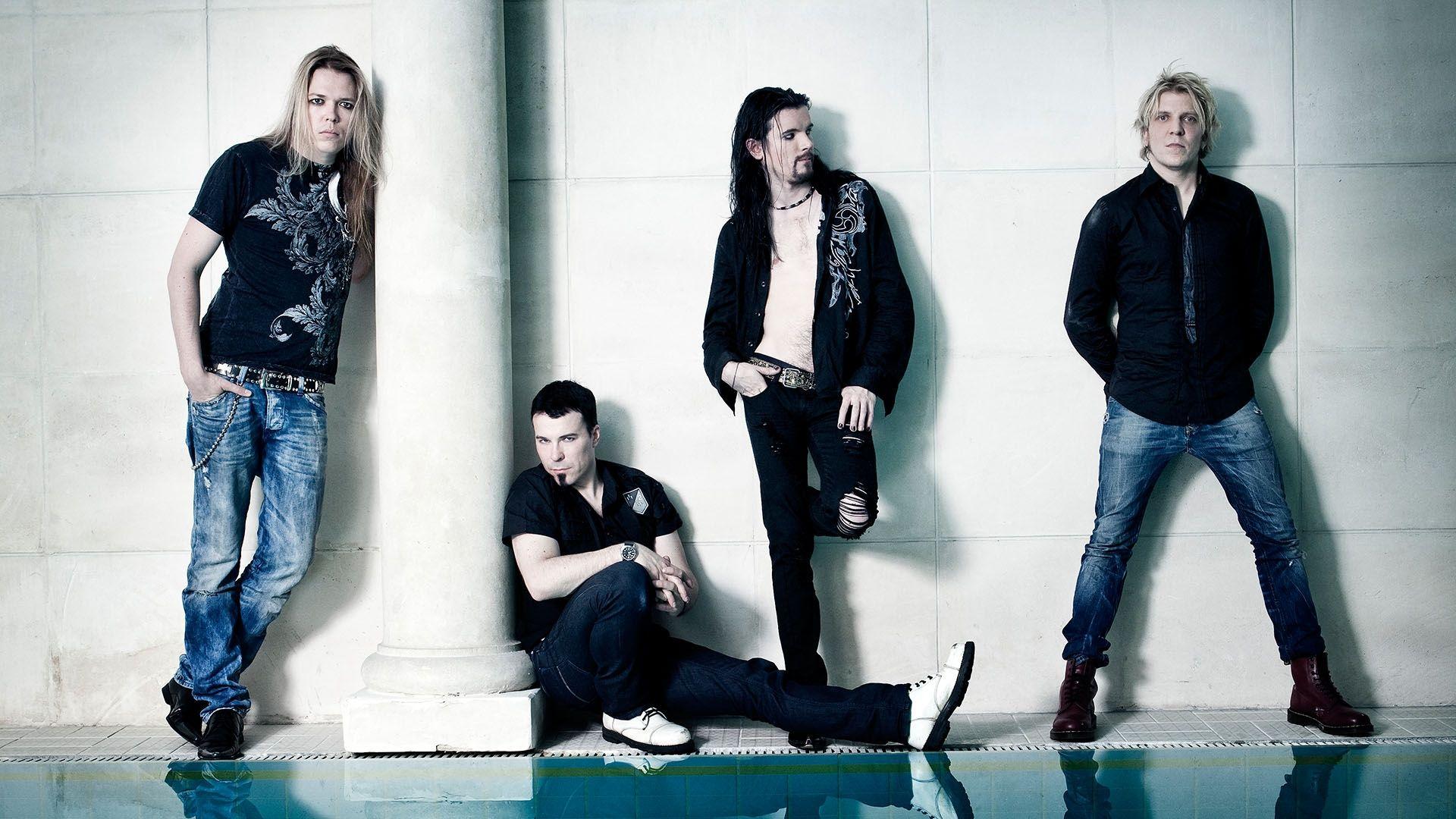 Download Wallpaper 1920x1080 apocalyptica, reflection, floor, wall