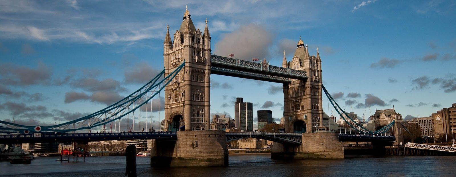 Tower Bridge – London Icon, Suspension Bridge, River Thames