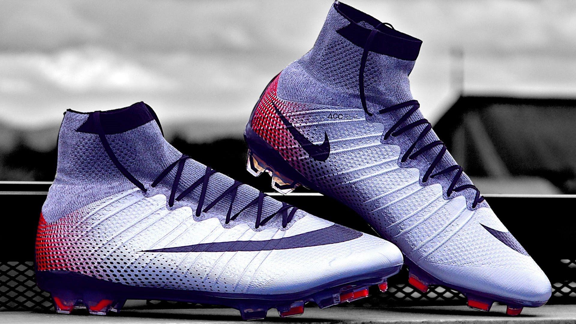 ronaldo boots black