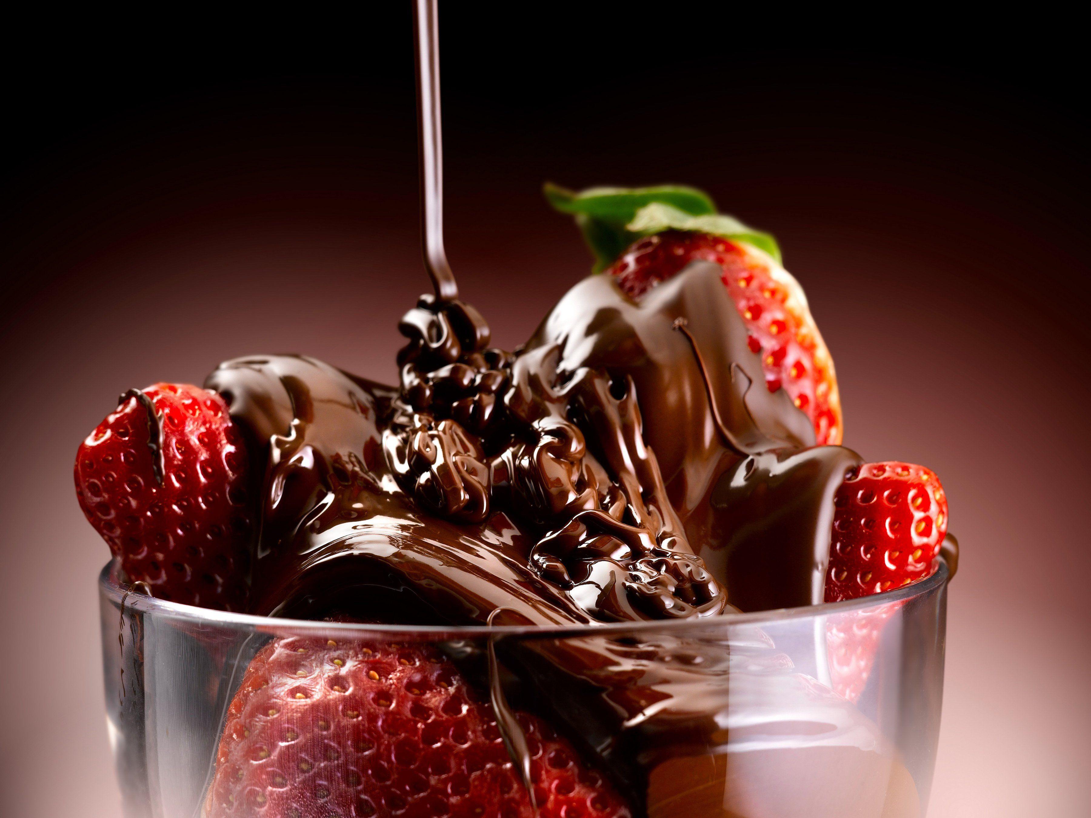 Glass dessert Sweets Strawberry Chocolate Food wallpaperx2700