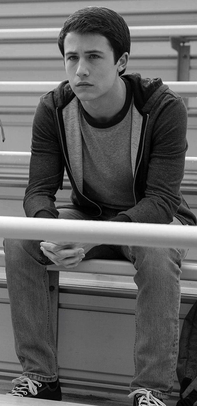 Clay Jensen (Dylan Minnette) Reasons Why. Dylan Minnette