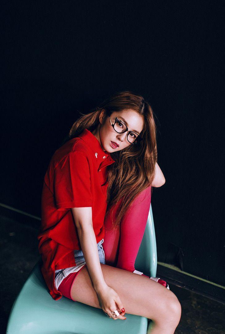Red Velvet Irene Kpop Fashion. Digital Booklet Red 1st