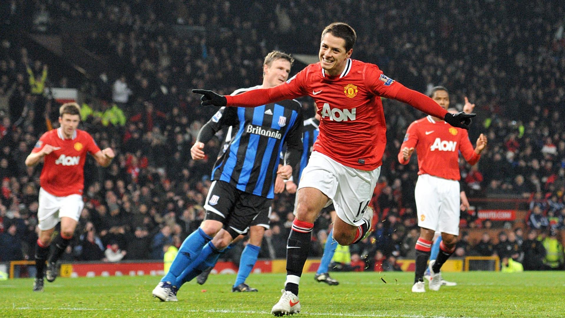 Football teams chicharito player hernandez javier hernández
