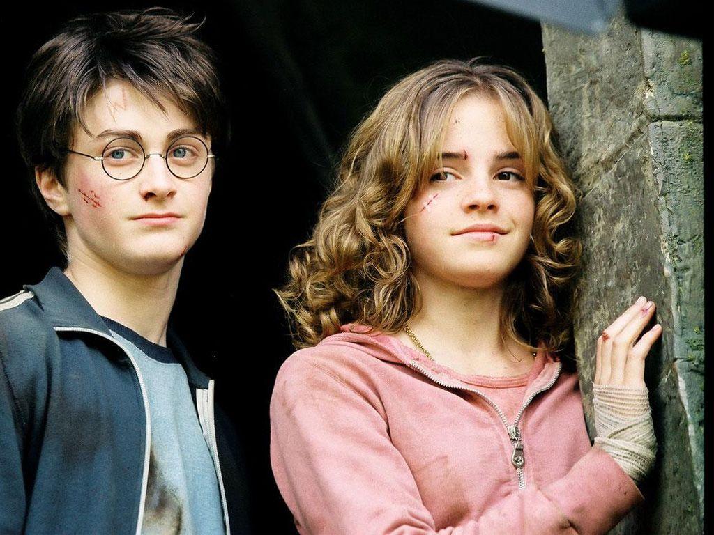 Emma Watson in Harry potter (3) Wallpaper