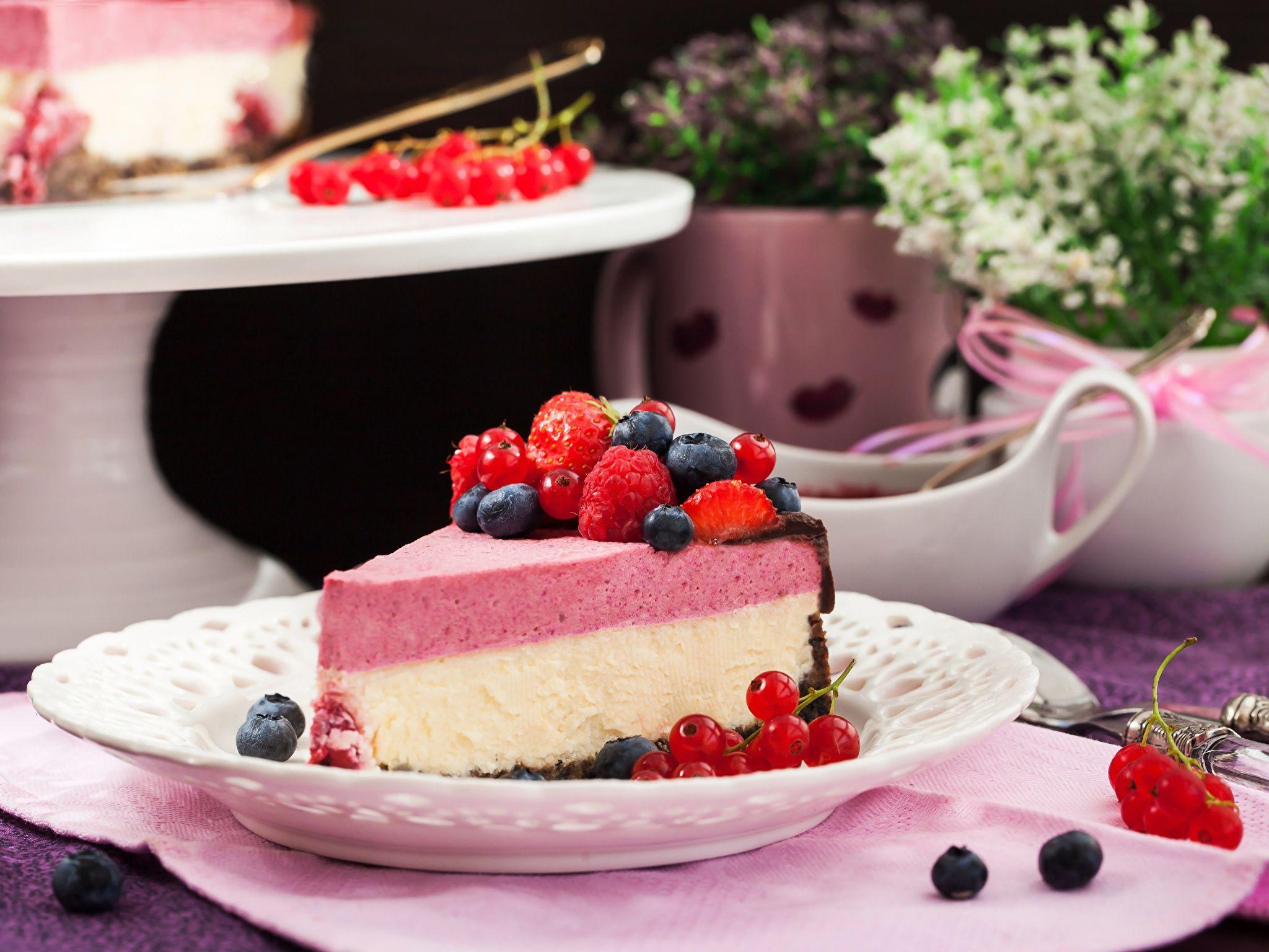 Cheesecake Piece Raspberry Blueberries Food Berry 2048x1536